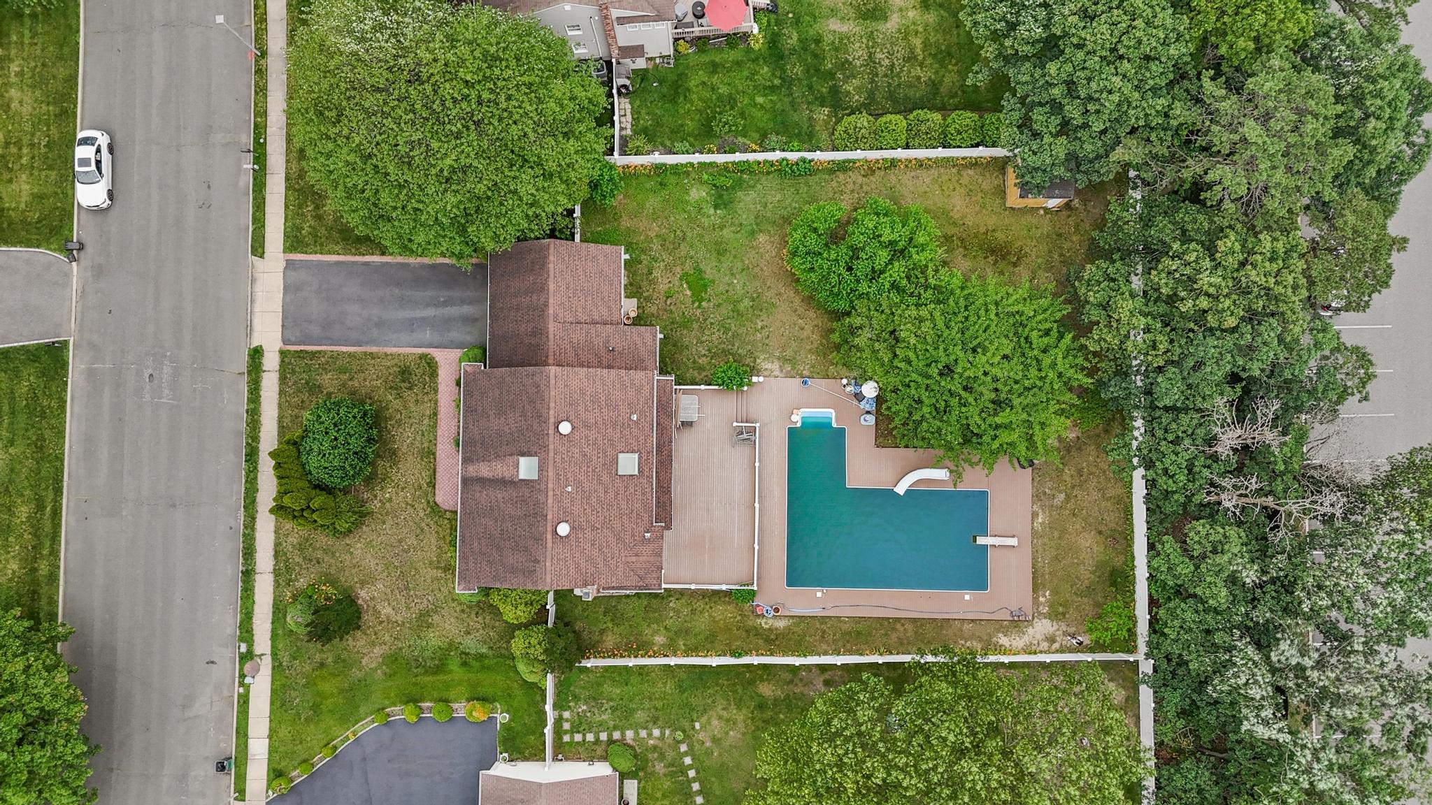 30 Ashford Drive, Bohemia, NY 11716