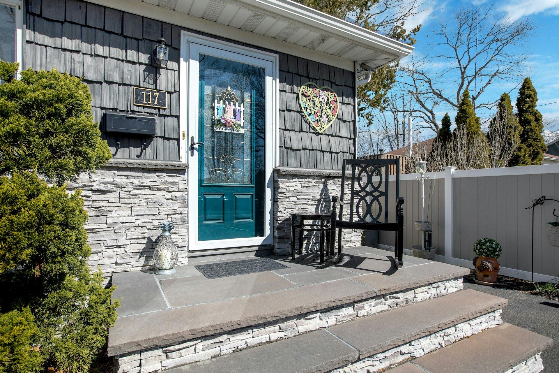 117 E Madison Street, East Islip, NY 11730
