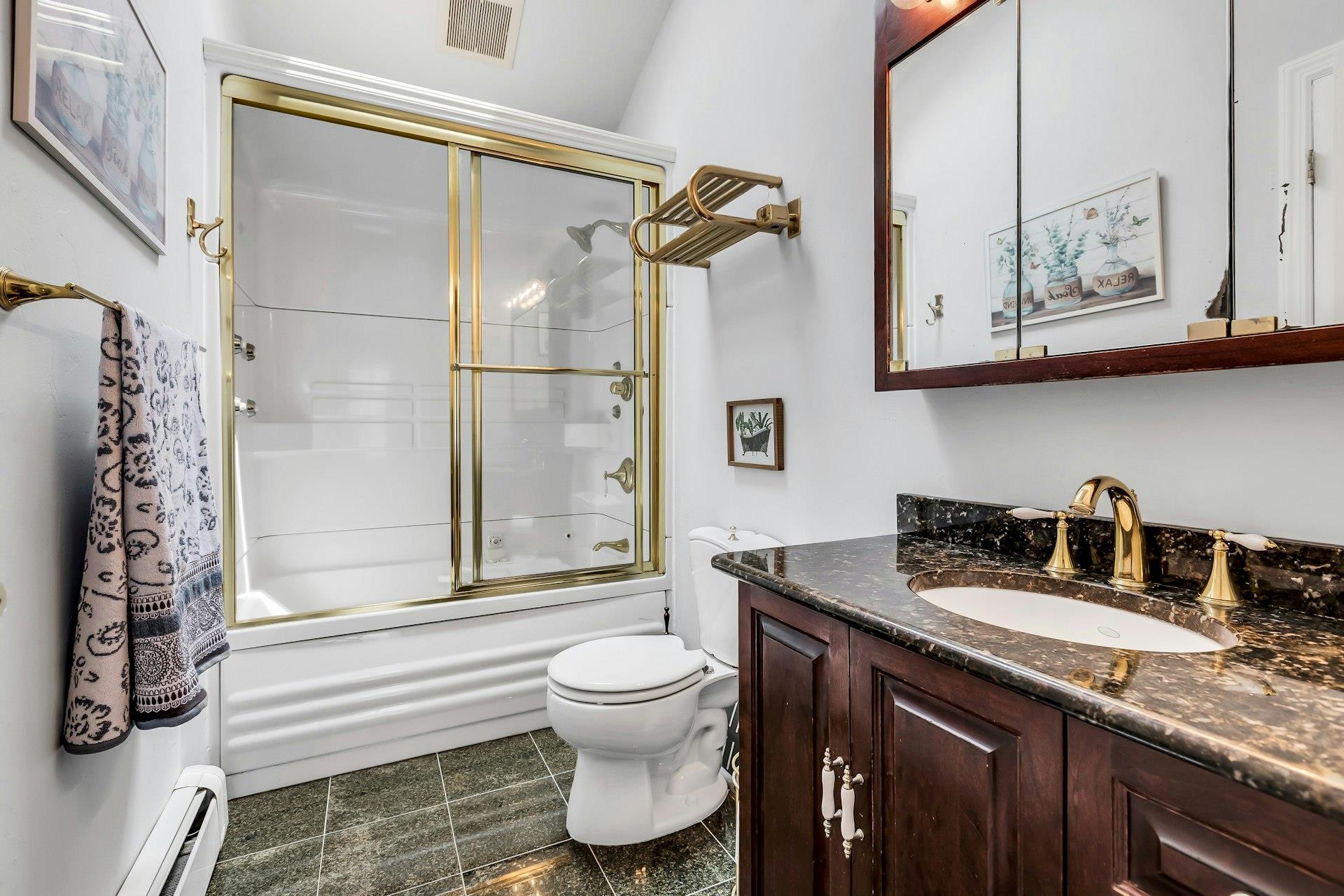 117 E Madison Street, East Islip, NY 11730