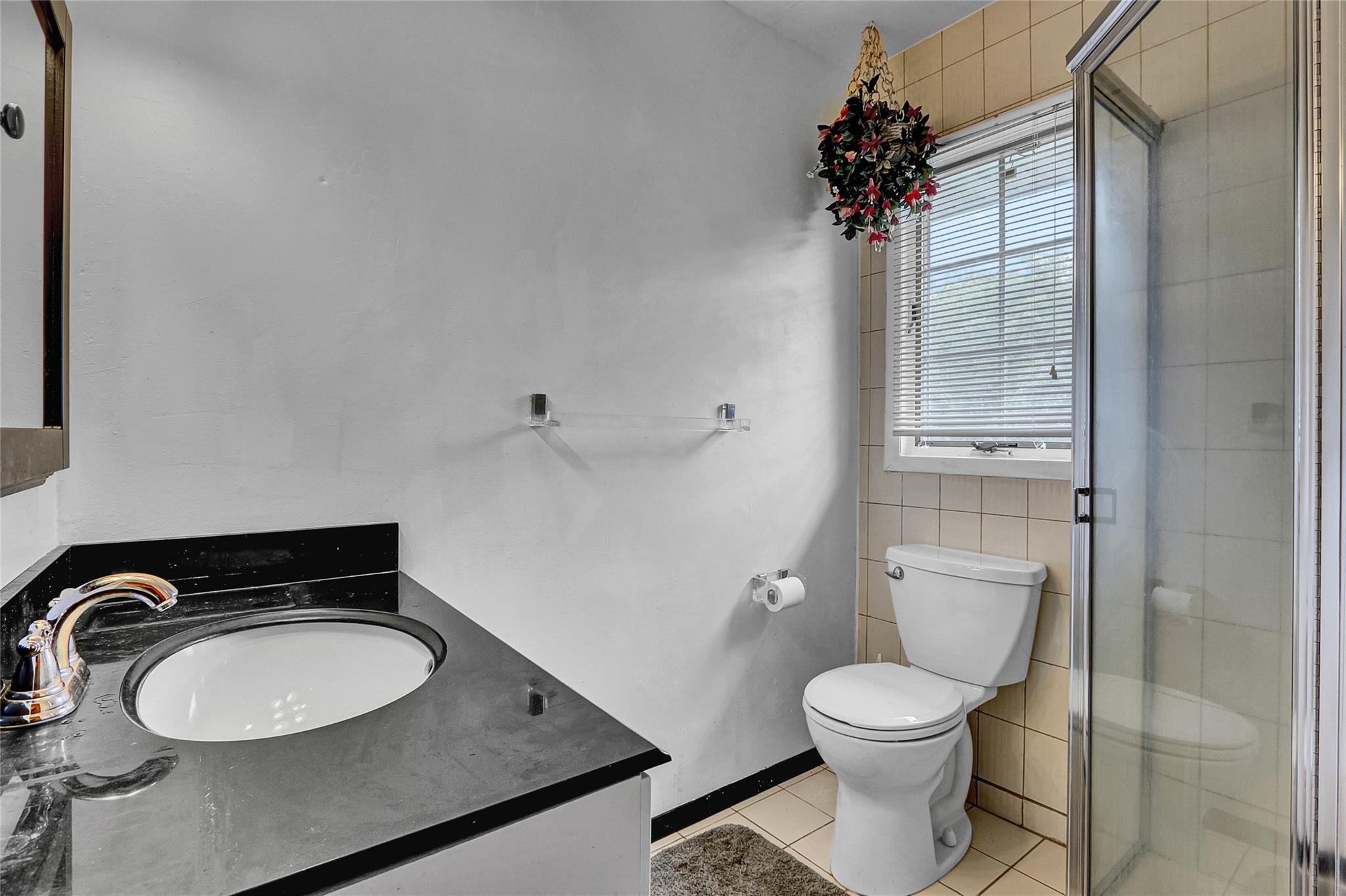 18 Pashen Place, Dix Hills, NY 11746