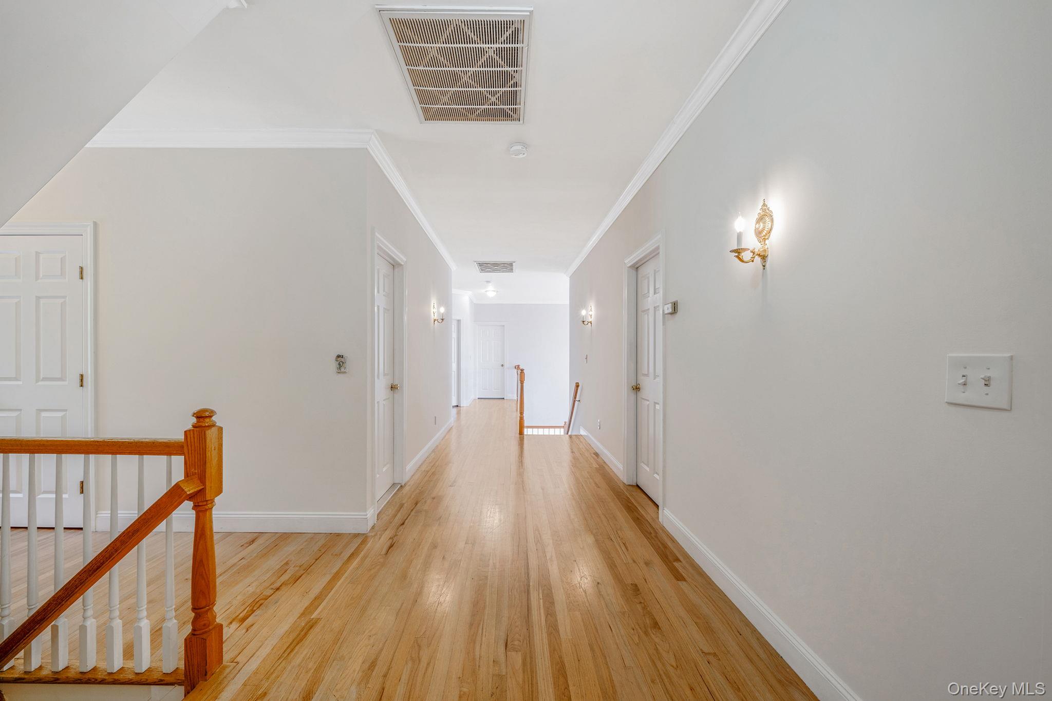 3 Kohlsaat Court, Smithtown, NY 11787