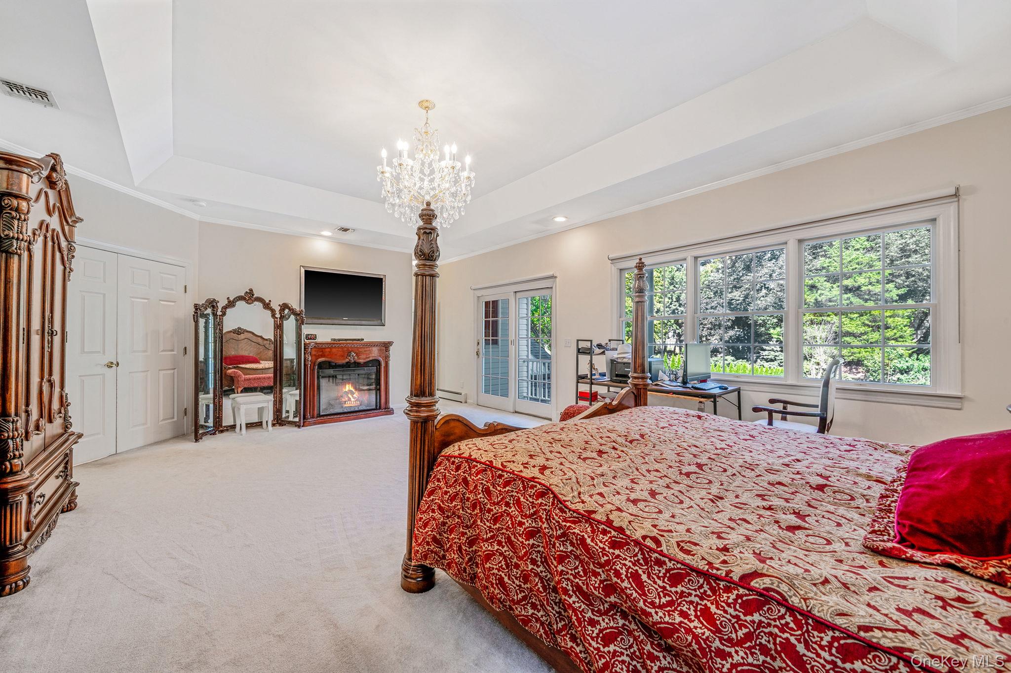 3 Kohlsaat Court, Smithtown, NY 11787