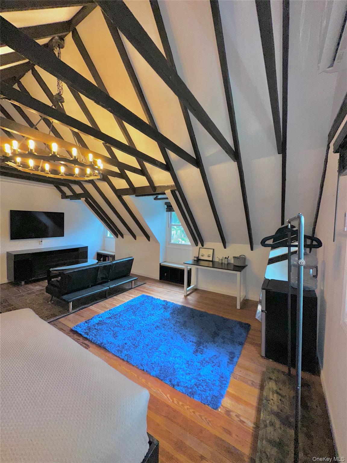 5 Kohlsaat Court, Smithtown, NY 11787