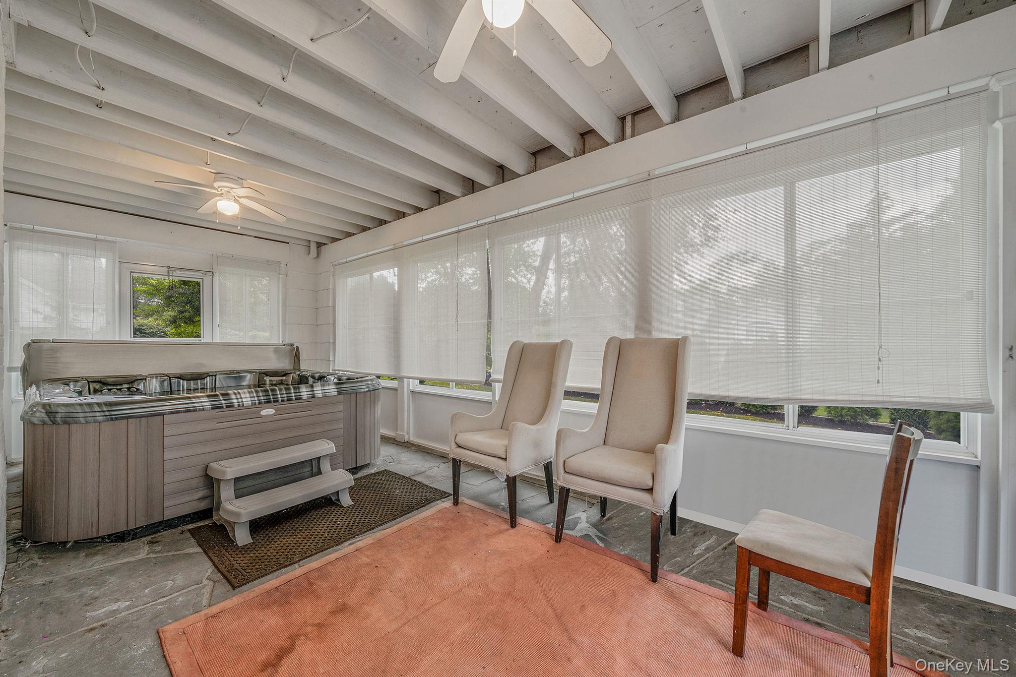 5 Kohlsaat Court, Smithtown, NY 11787