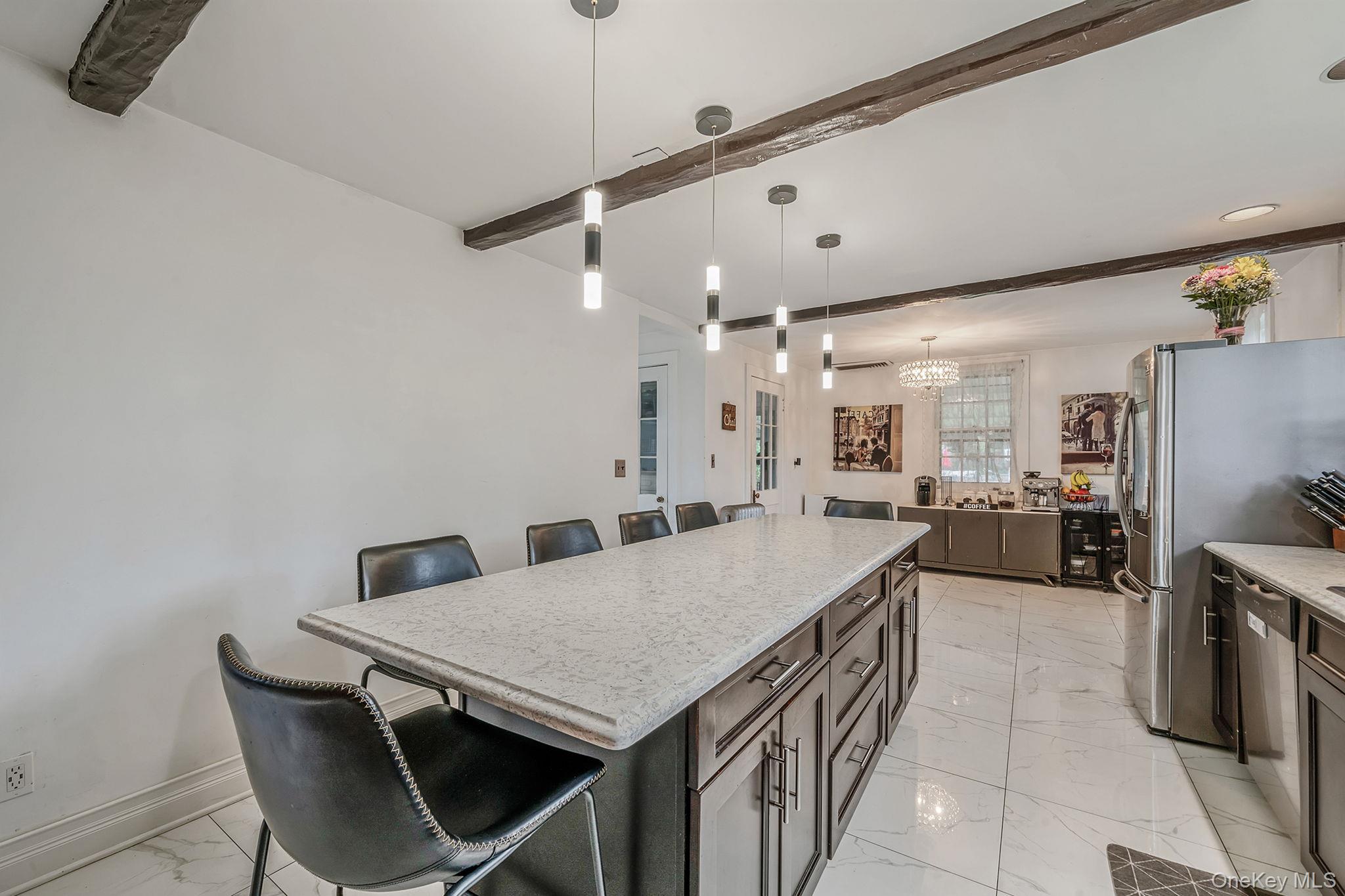 5 Kohlsaat Court, Smithtown, NY 11787