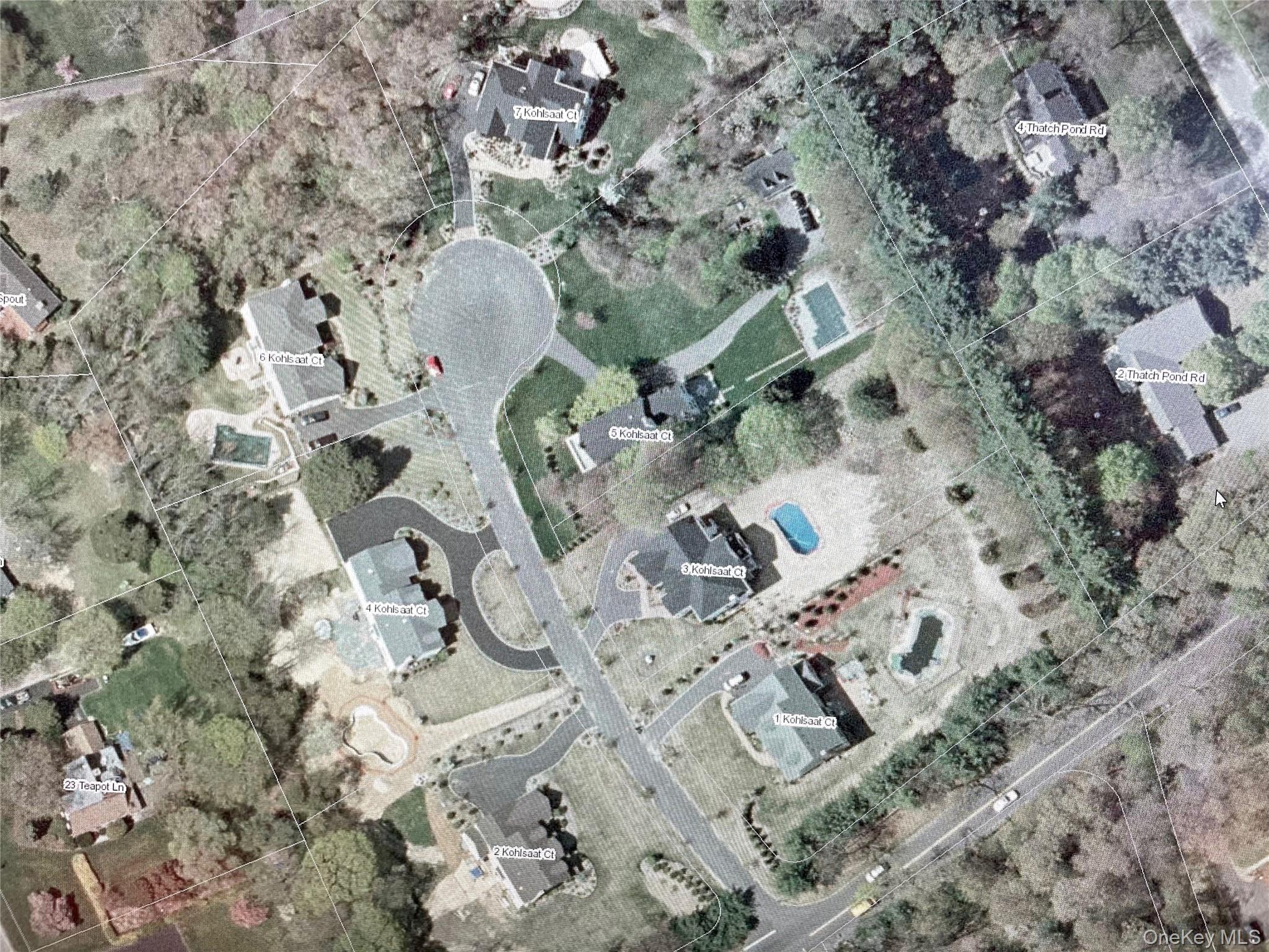 5 Kohlsaat Court, Smithtown, NY 11787