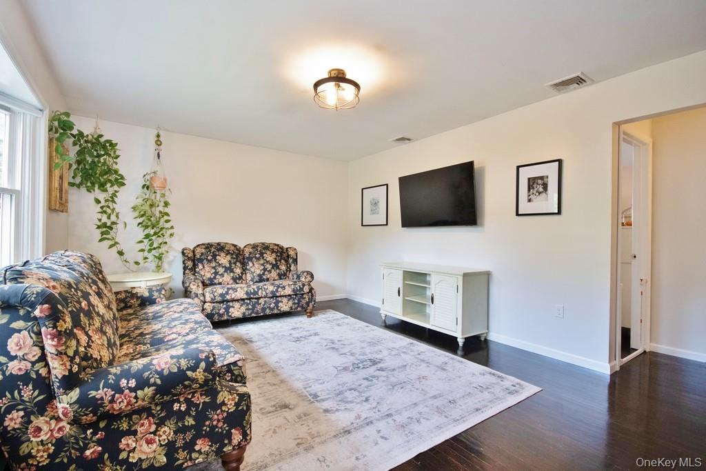 33 Crescent Drive, Beacon, NY 12508