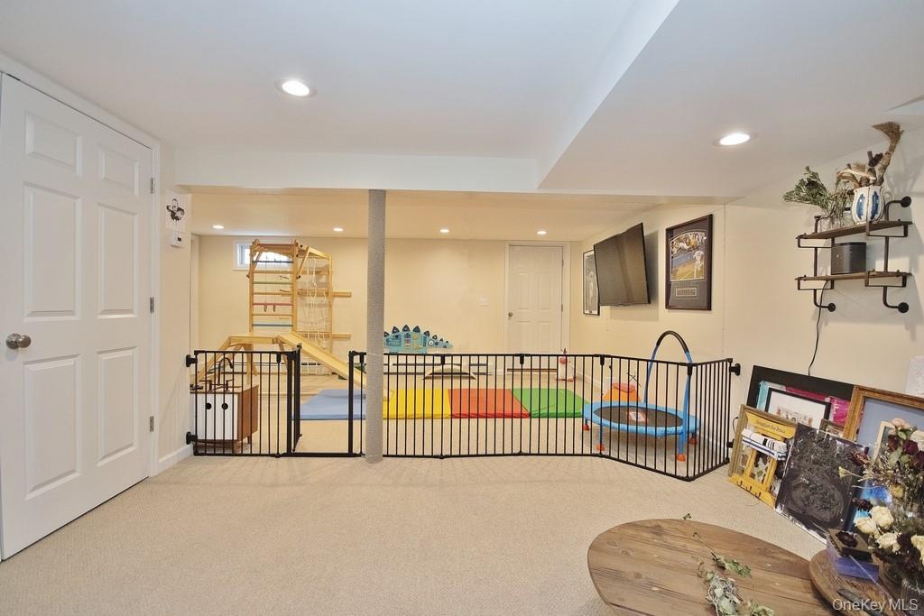 33 Crescent Drive, Beacon, NY 12508