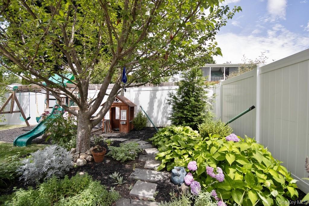 33 Crescent Drive, Beacon, NY 12508