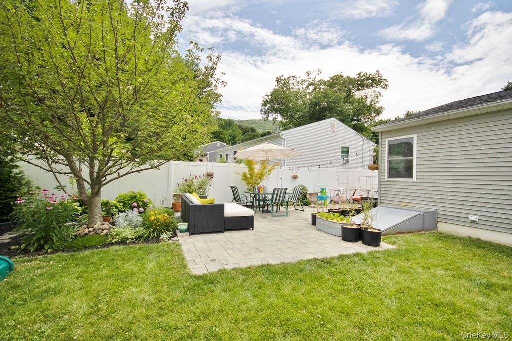 33 Crescent Drive, Beacon, NY 12508