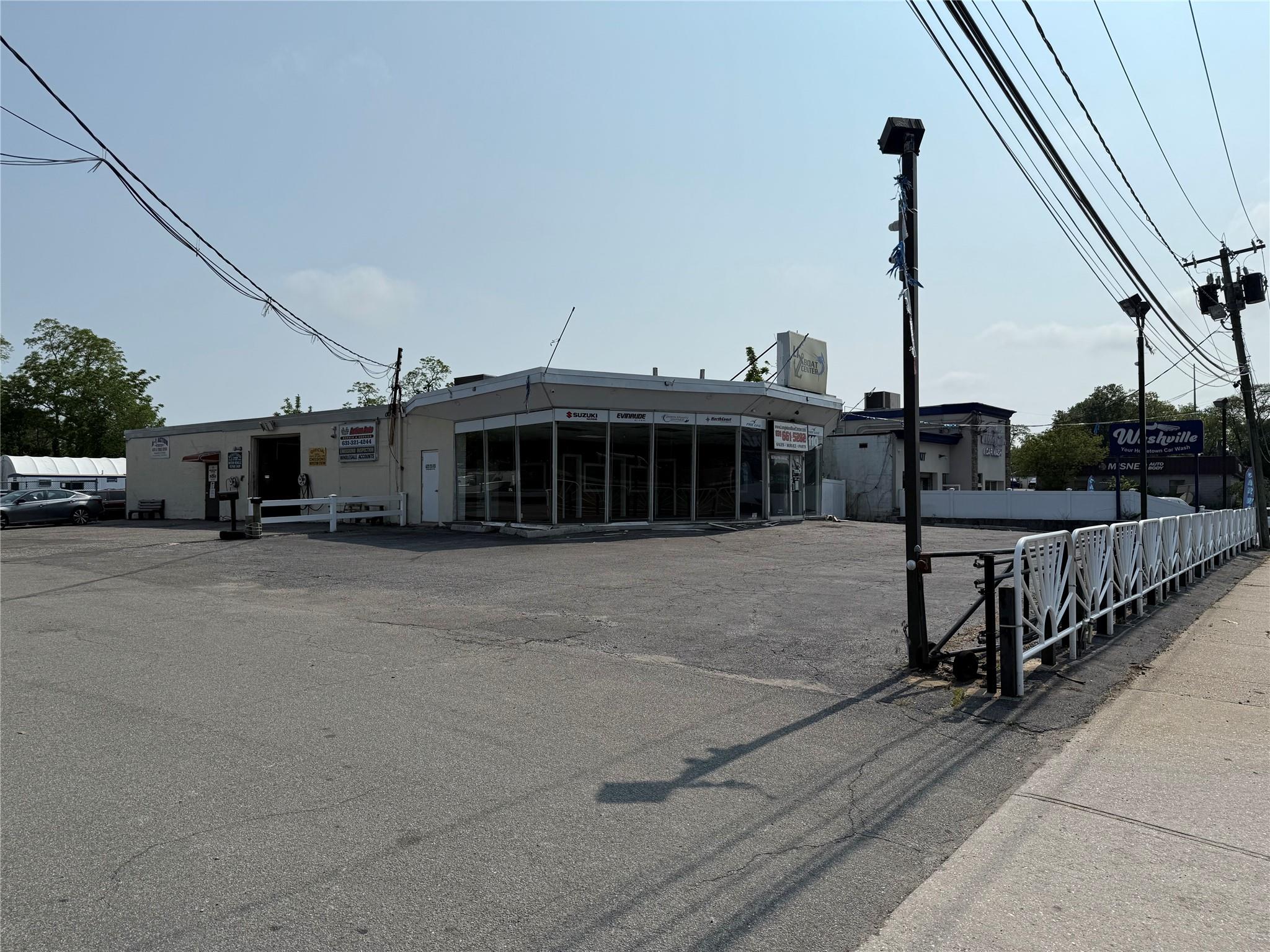 110 Sunrise Highway, West Islip, NY 11795