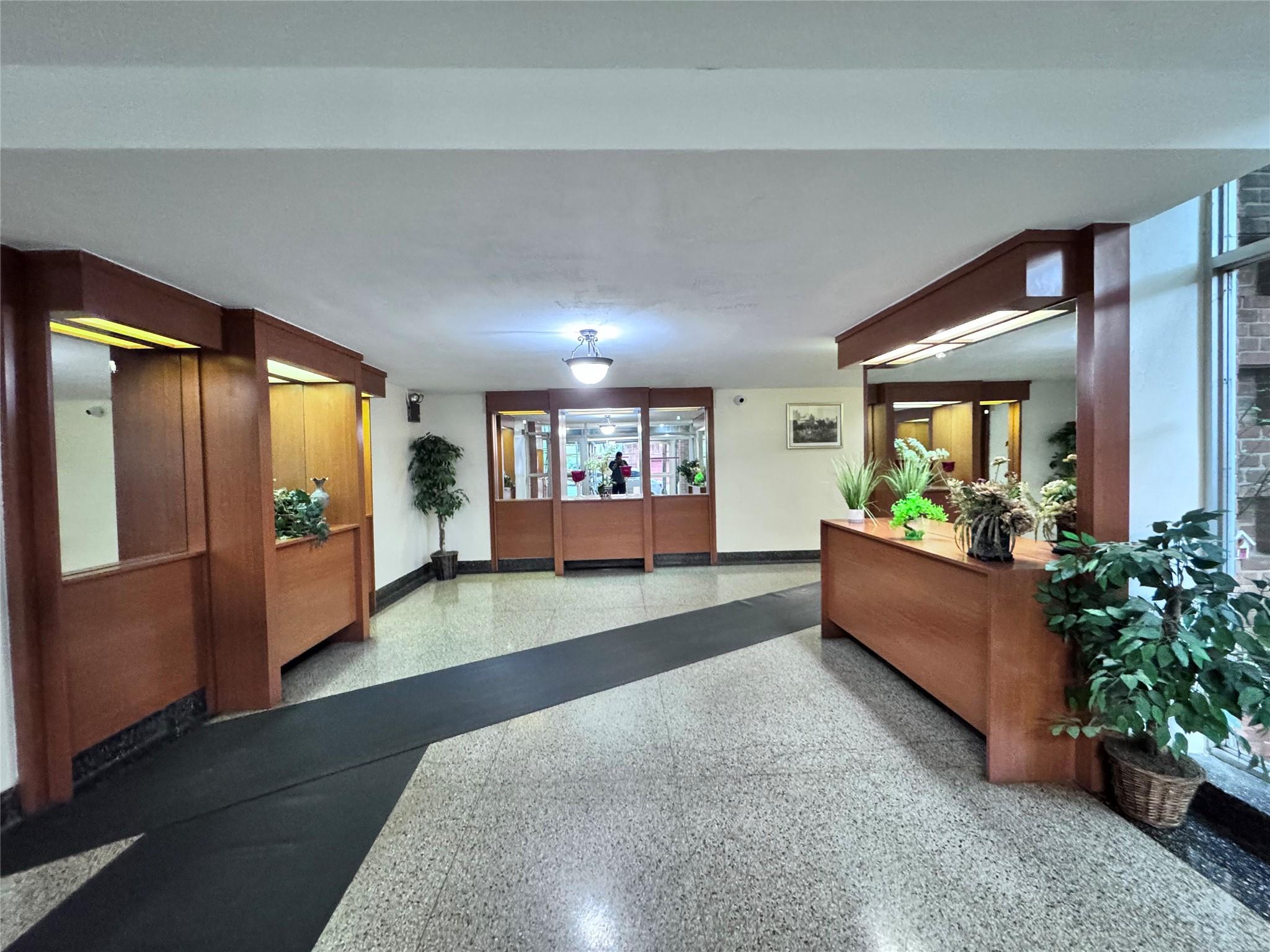 33-24 junction Boulevard # 6R, Jackson Heights, NY 11372