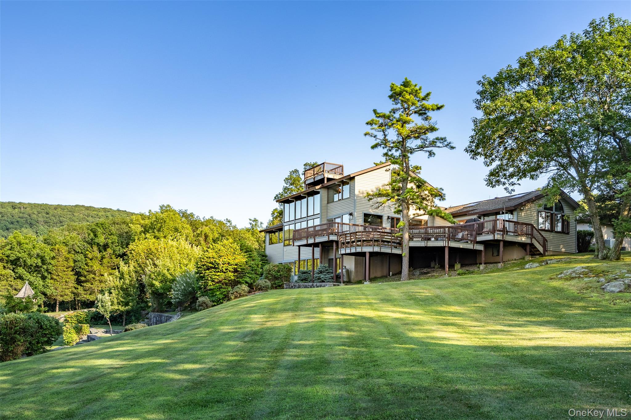 12 Mountain Brook Road, Cornwall, NY 12518