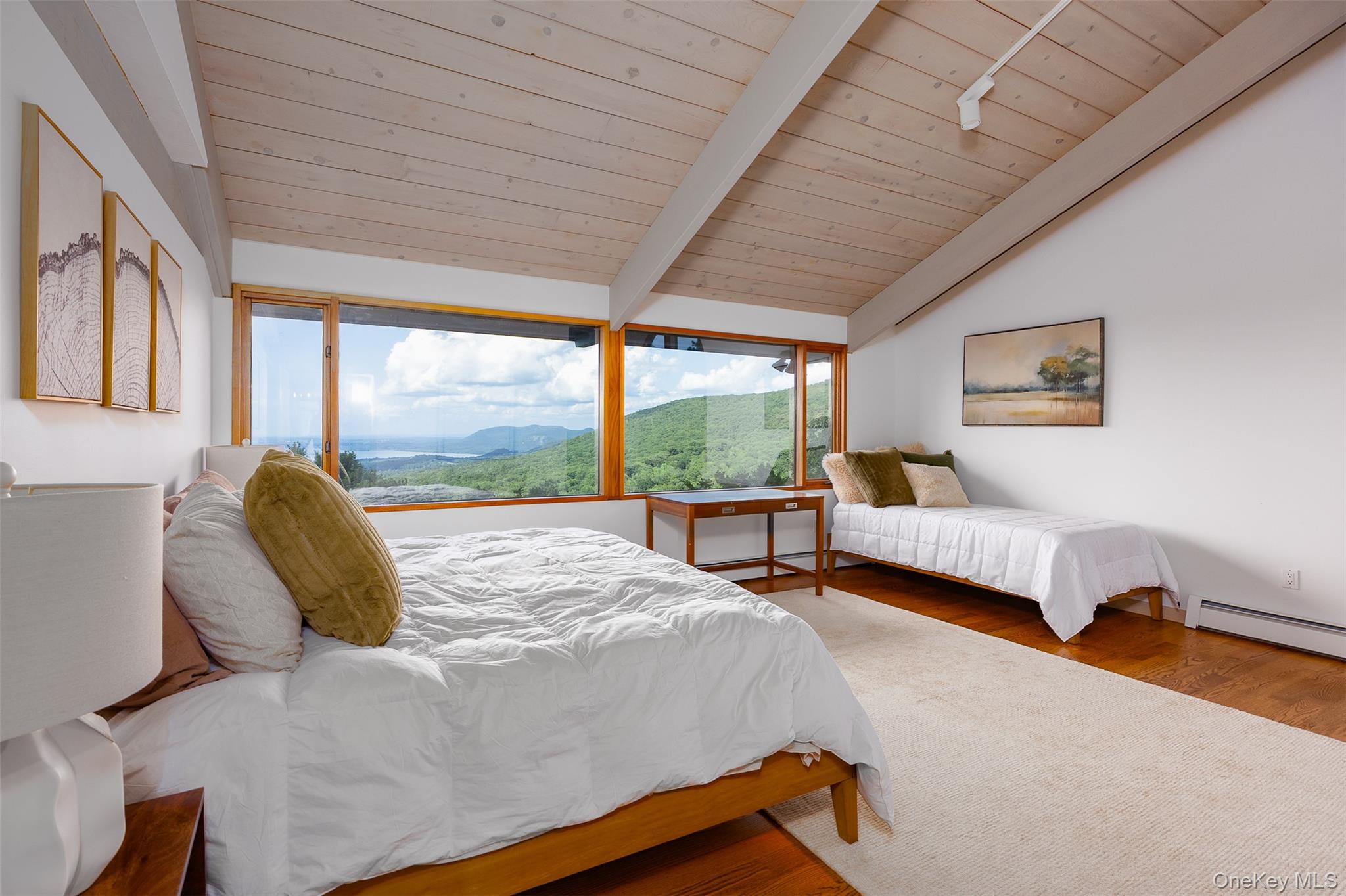 12 Mountain Brook Road, Cornwall, NY 12518