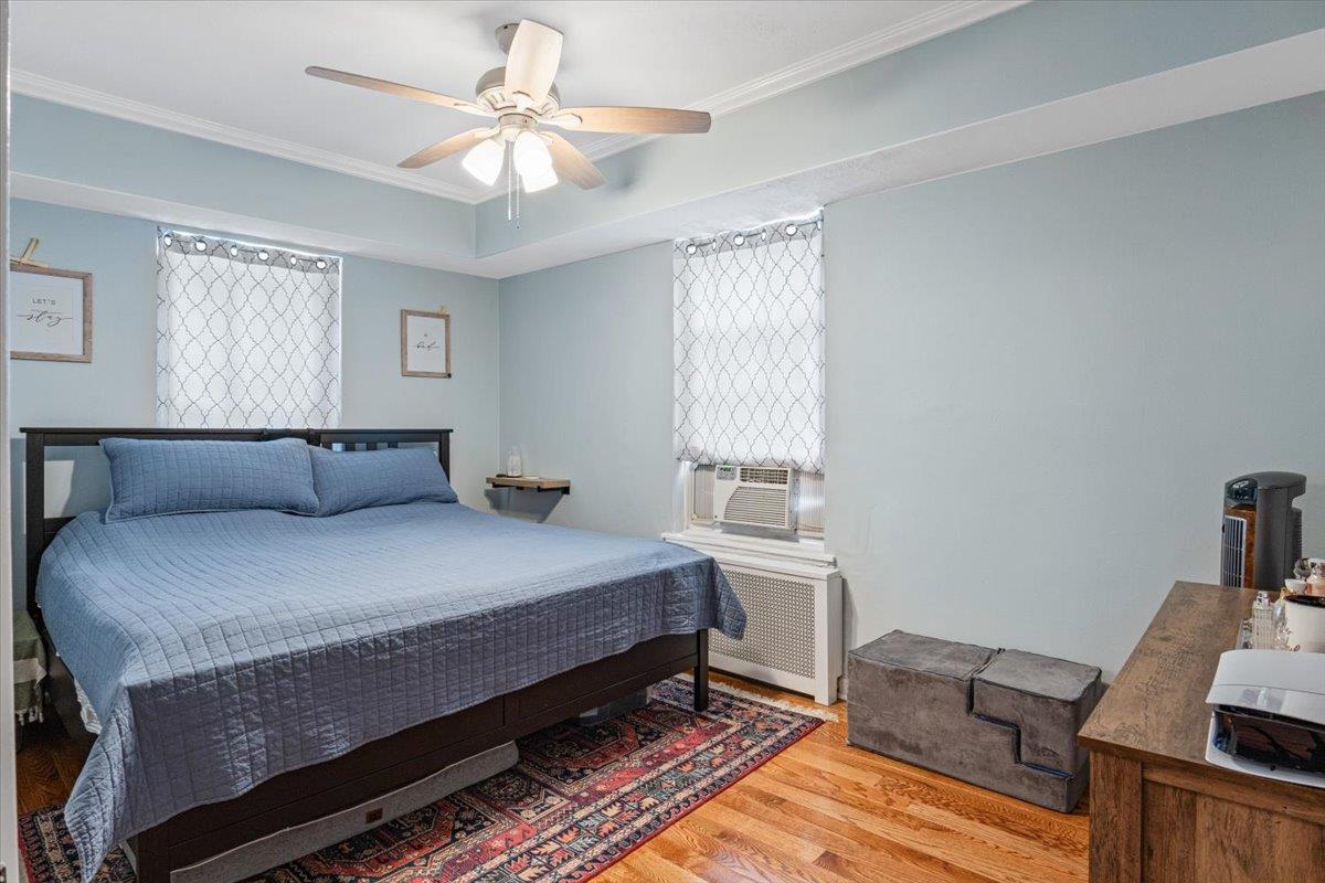 81 Edwards Street # T, Roslyn Heights, NY 11577