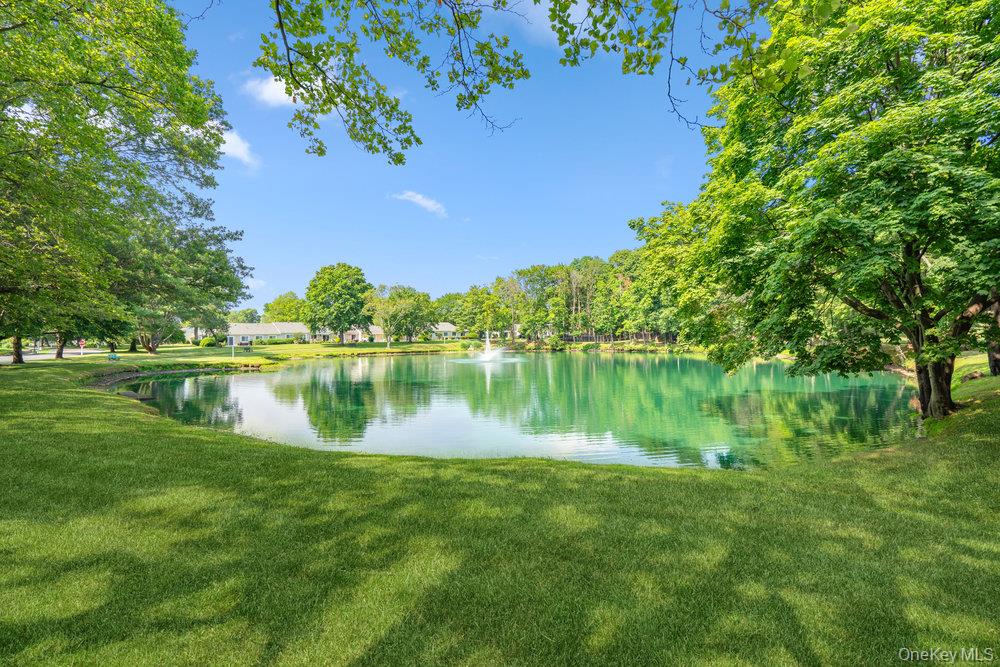 914 Fenway Road, Saint James, NY 11780