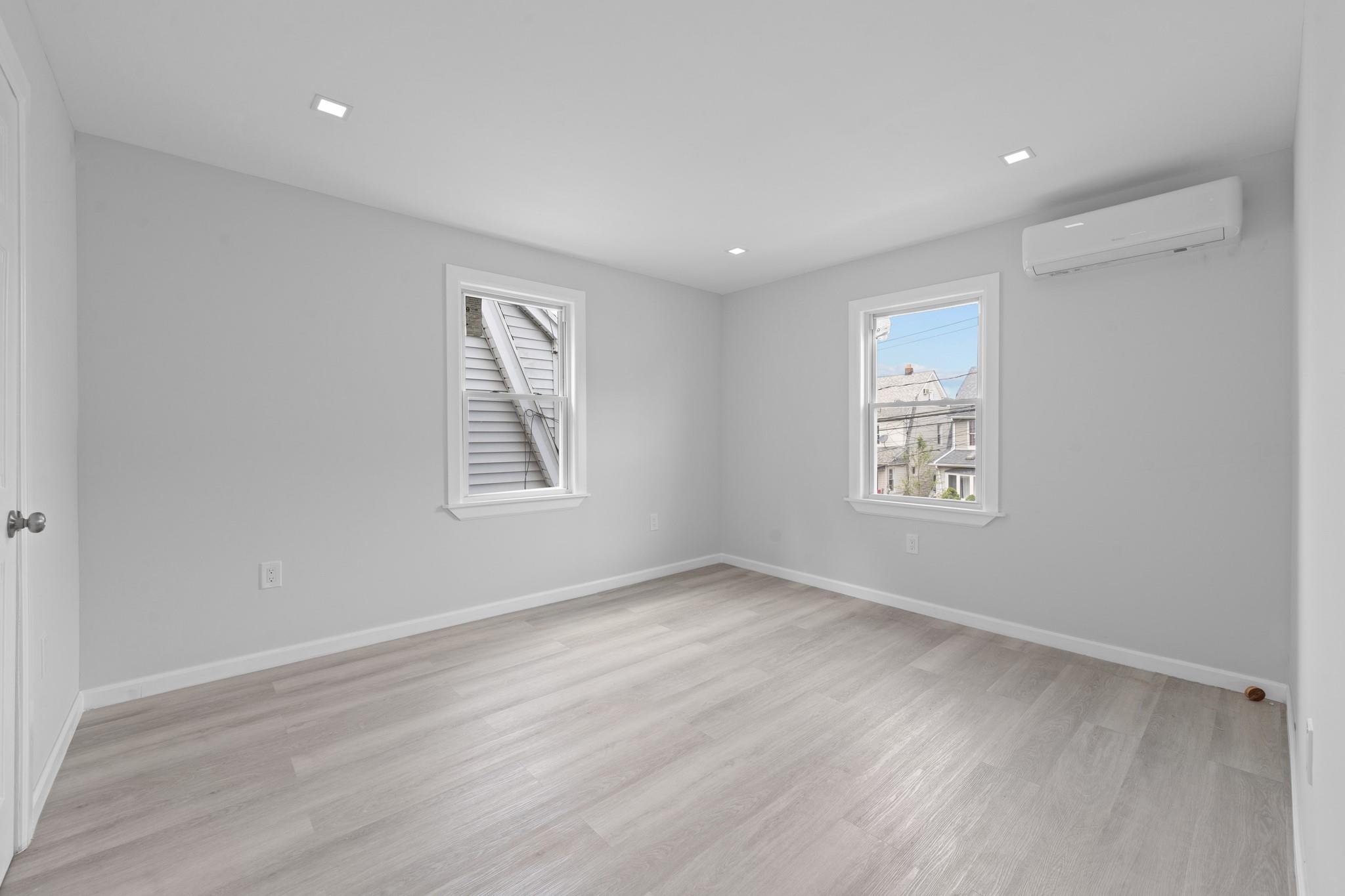 19432 113th Road, Hollis, NY 11412