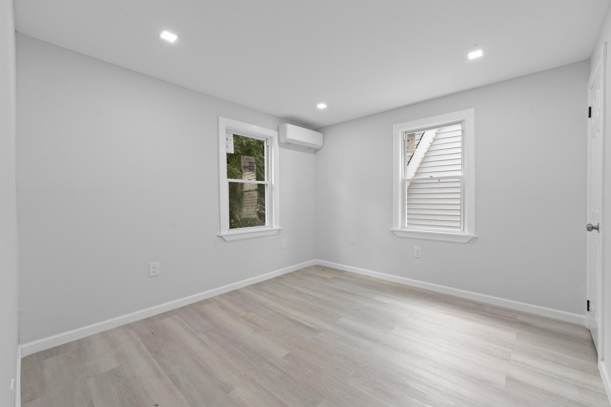 19432 113th Road, Hollis, NY 11412