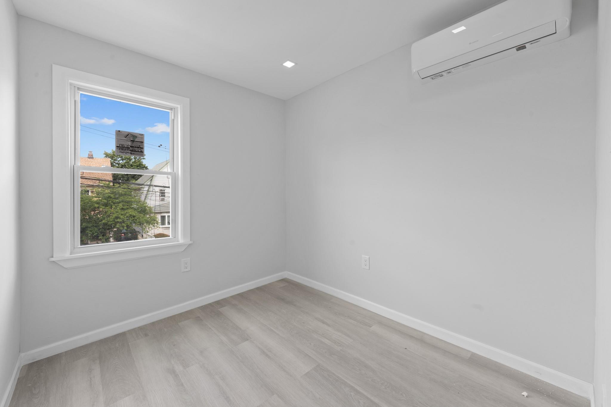 19432 113th Road, Hollis, NY 11412