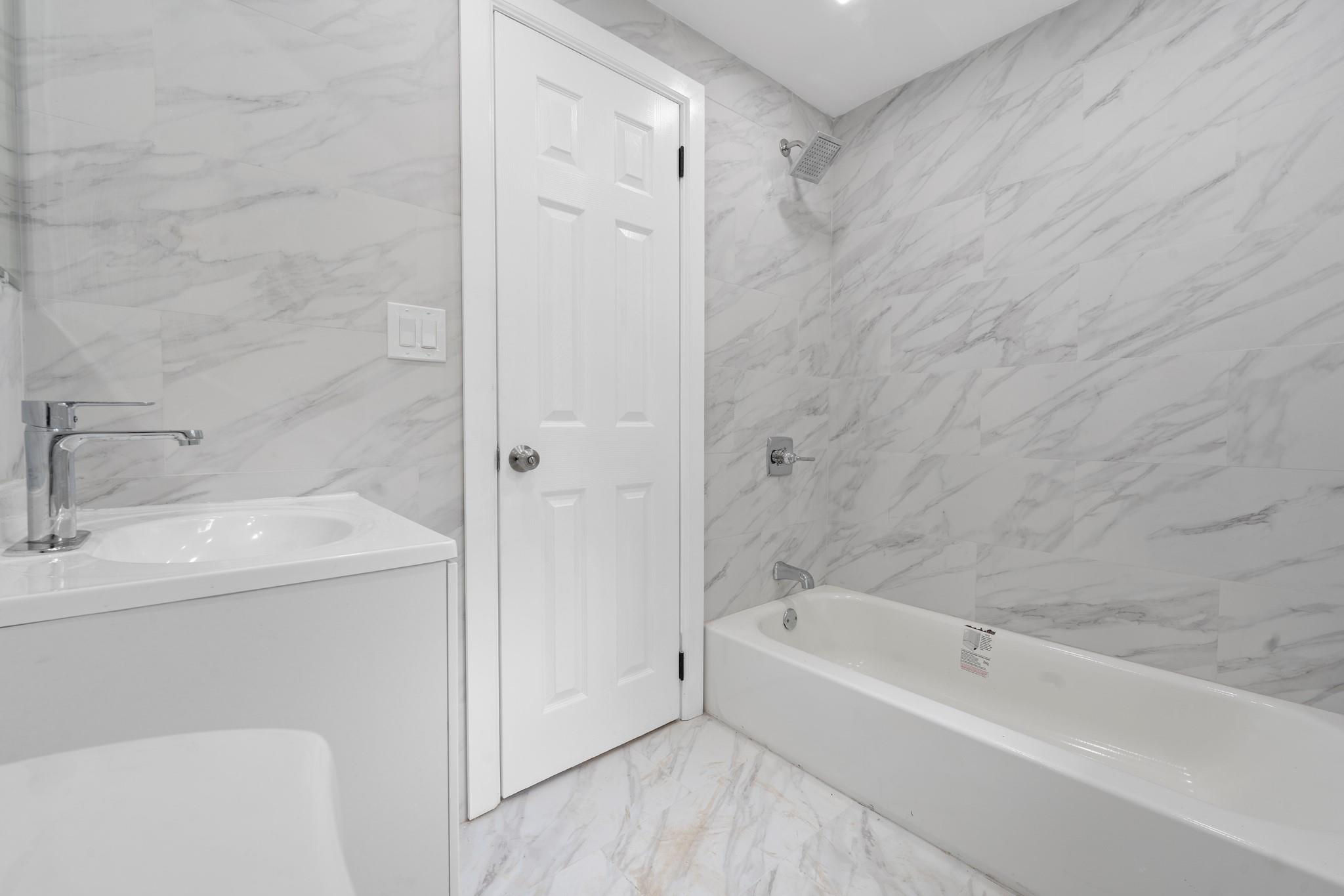 19432 113th Road, Hollis, NY 11412