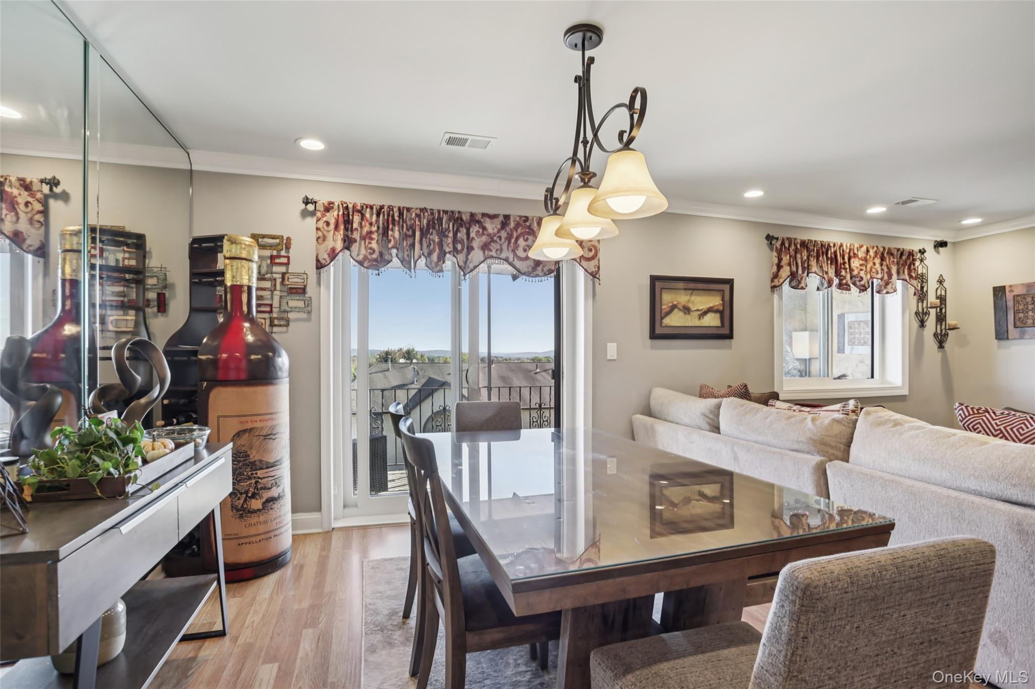 12 Omni Parc Drive, Nanuet, NY 10954