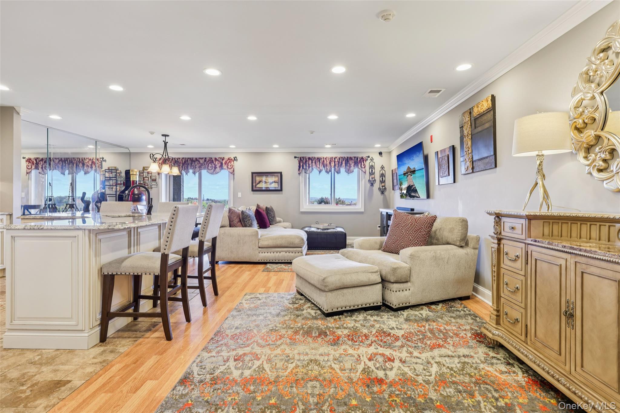 12 Omni Parc Drive, Nanuet, NY 10954