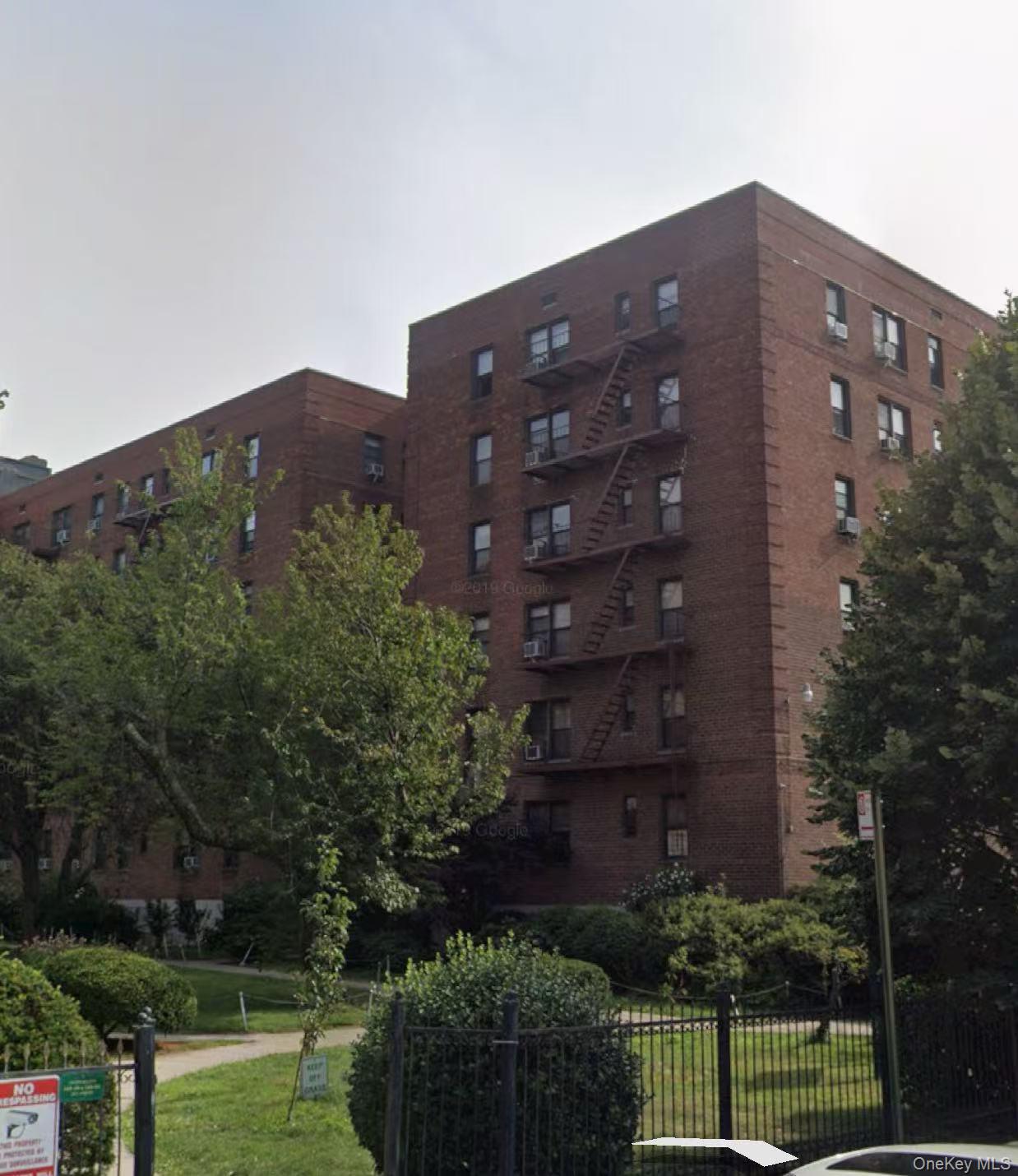 14450 38th Avenue # B5, Flushing, NY 11354