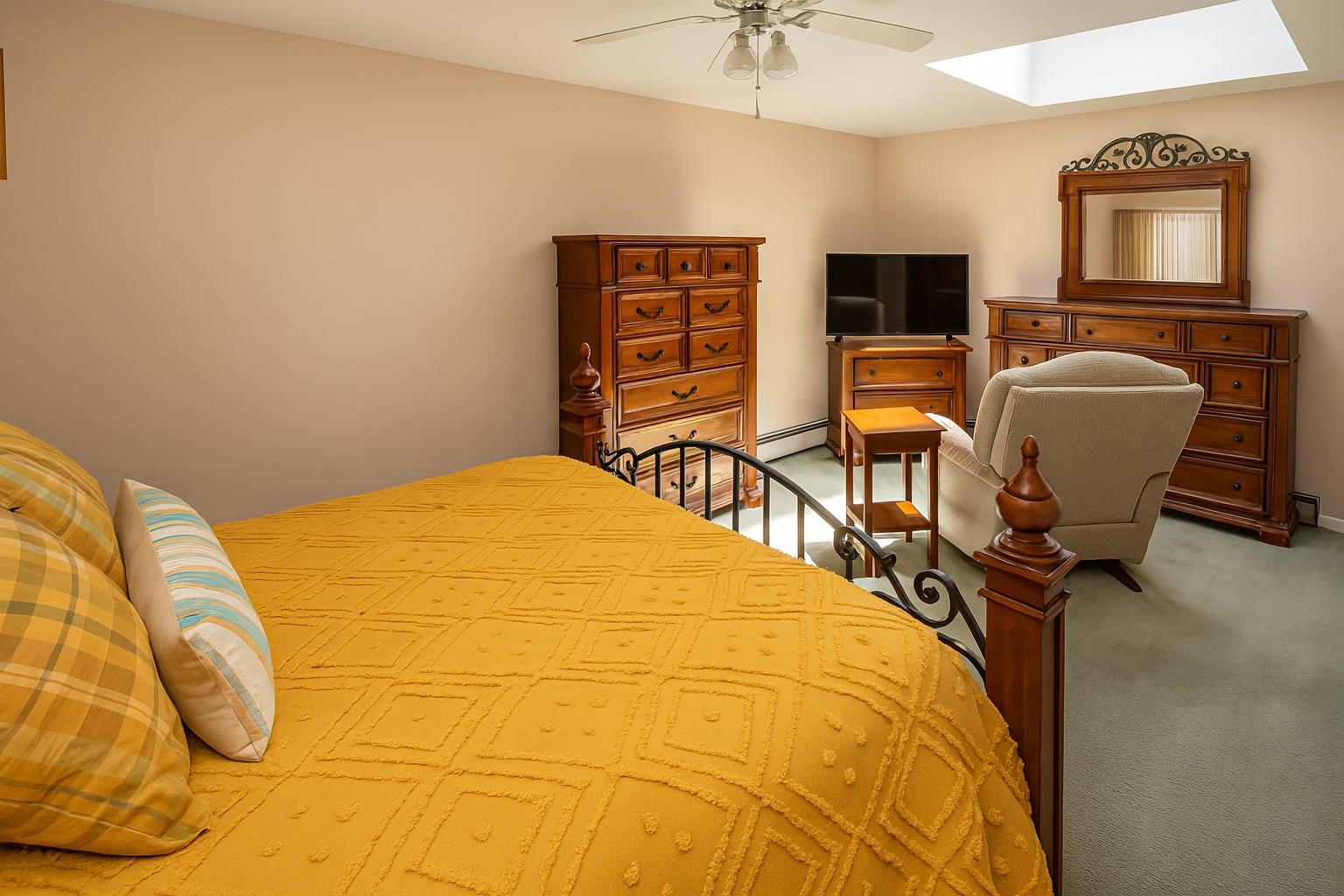 101 Toronto Avenue, Massapequa, NY 11758