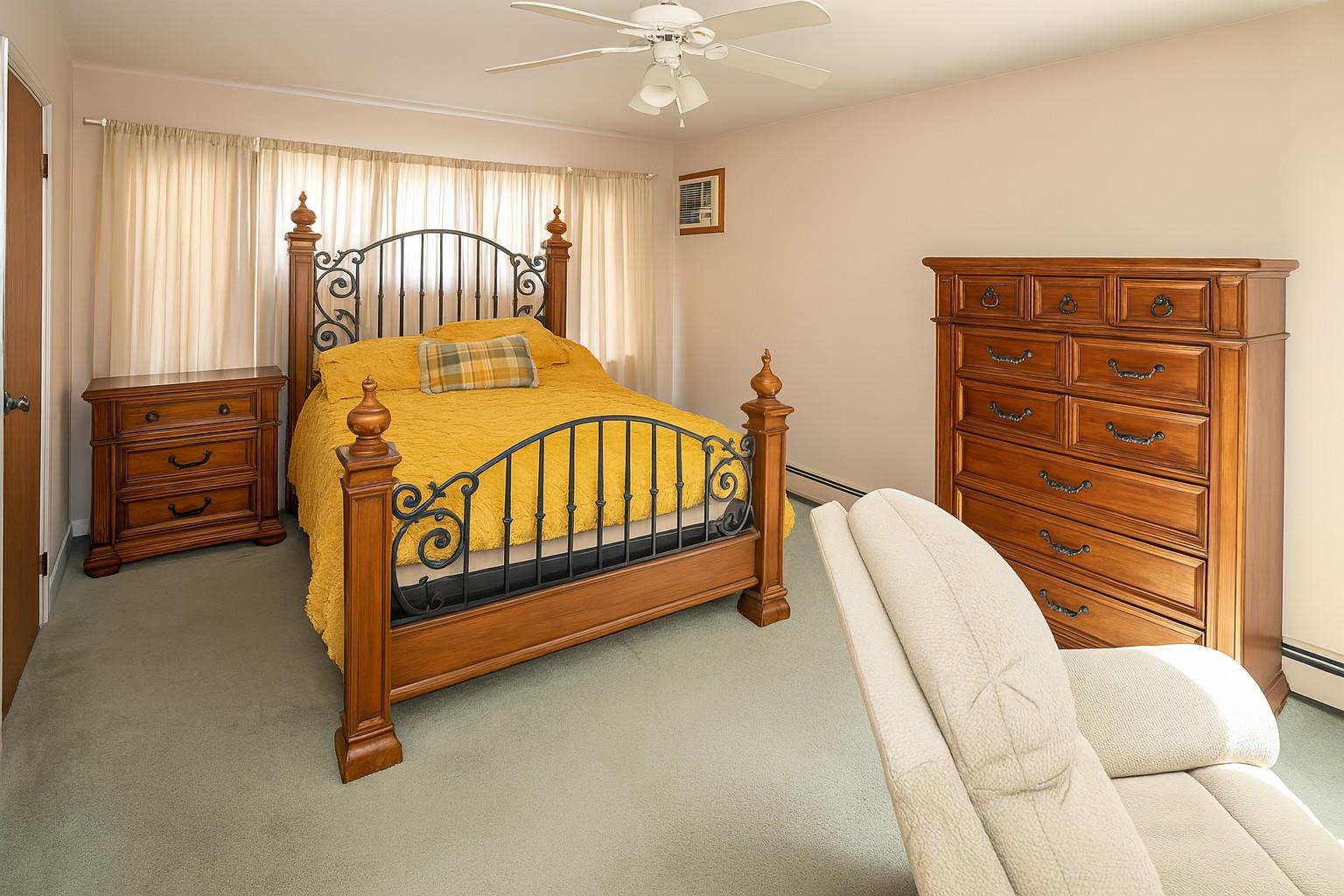 101 Toronto Avenue, Massapequa, NY 11758