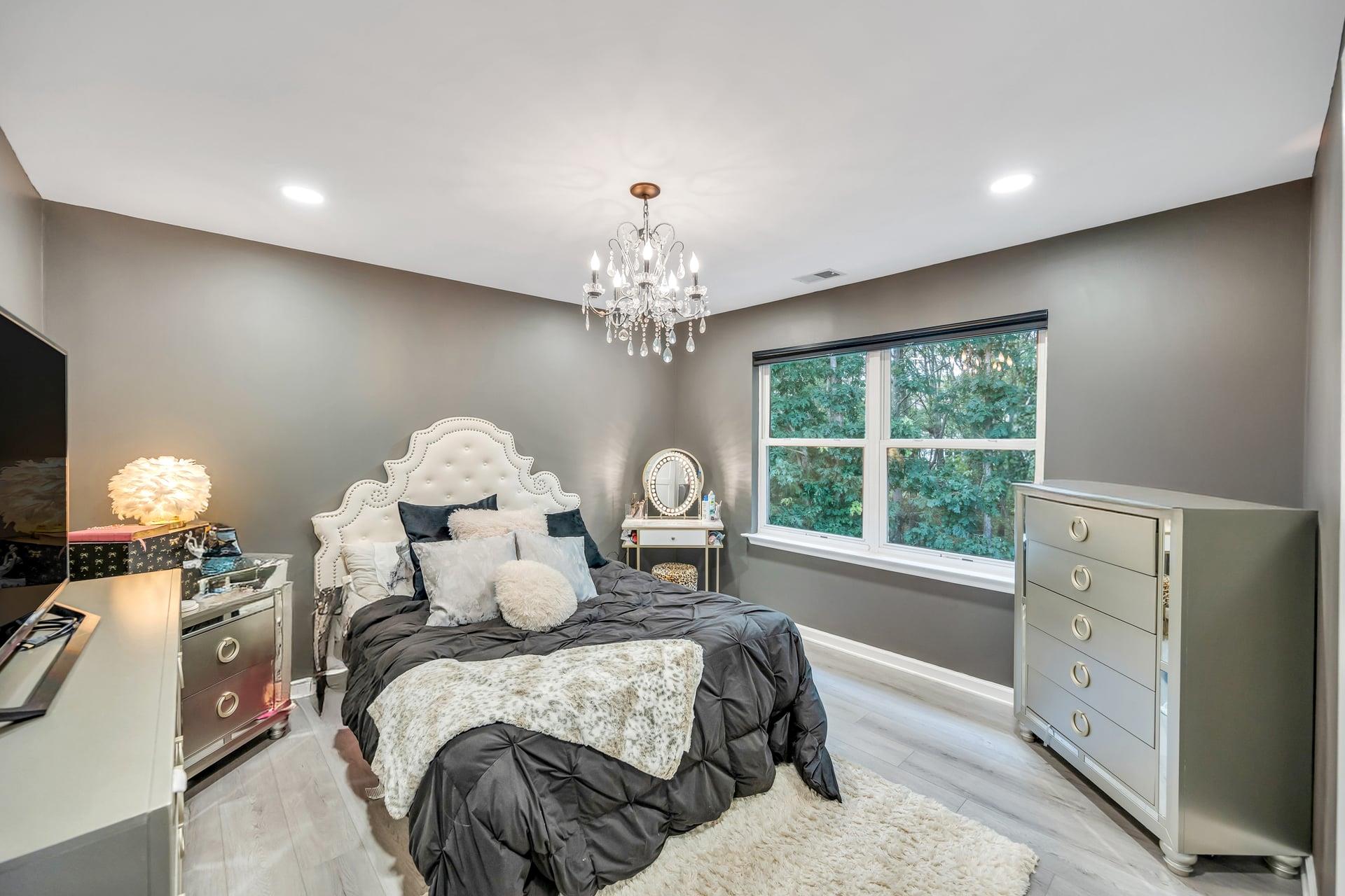 30 Sunflower Ridge Road, South Setauket, NY 11720