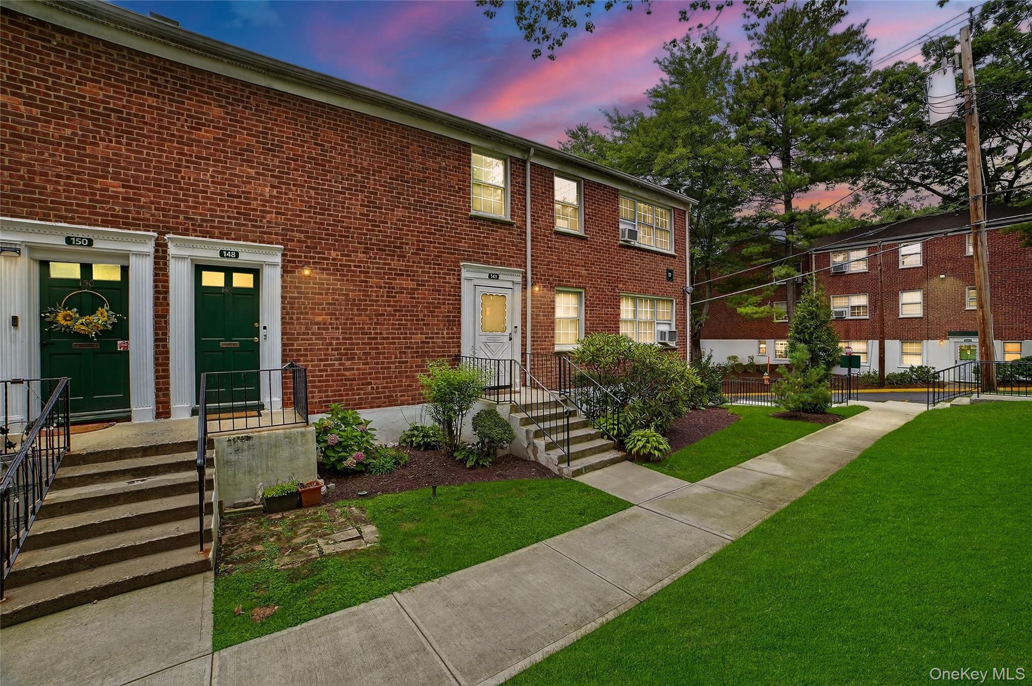 17 Fieldstone Drive # 148, Hartsdale, NY 10530