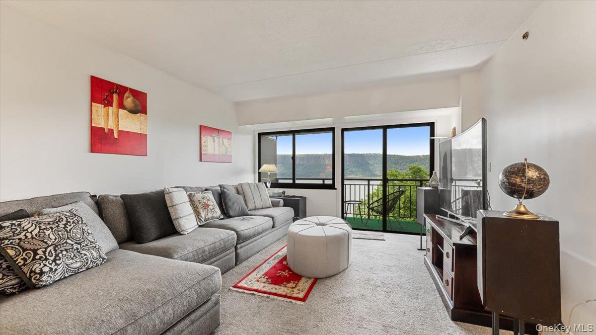 1020 Warburton Avenue # 9C, Yonkers, NY 10701