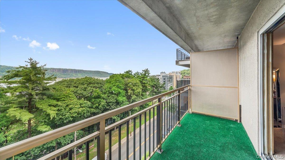 1020 Warburton Avenue # 9C, Yonkers, NY 10701