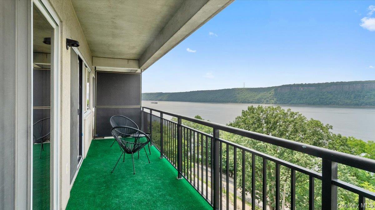 1020 Warburton Avenue # 9C, Yonkers, NY 10701