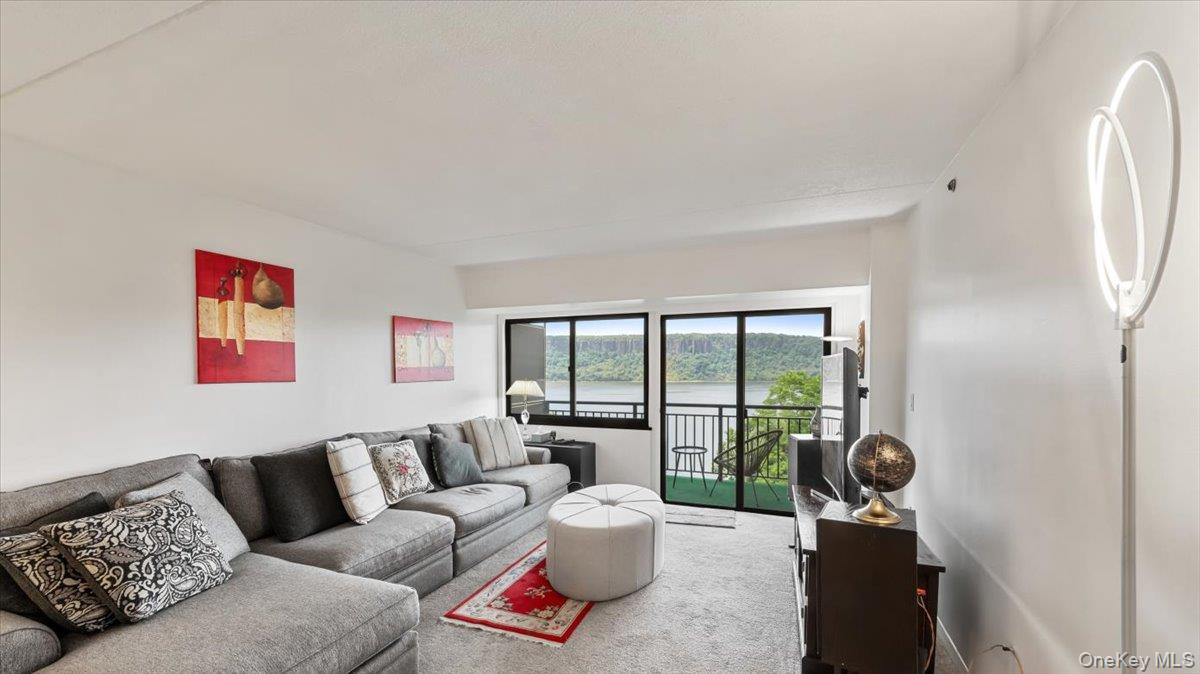 1020 Warburton Avenue # 9C, Yonkers, NY 10701