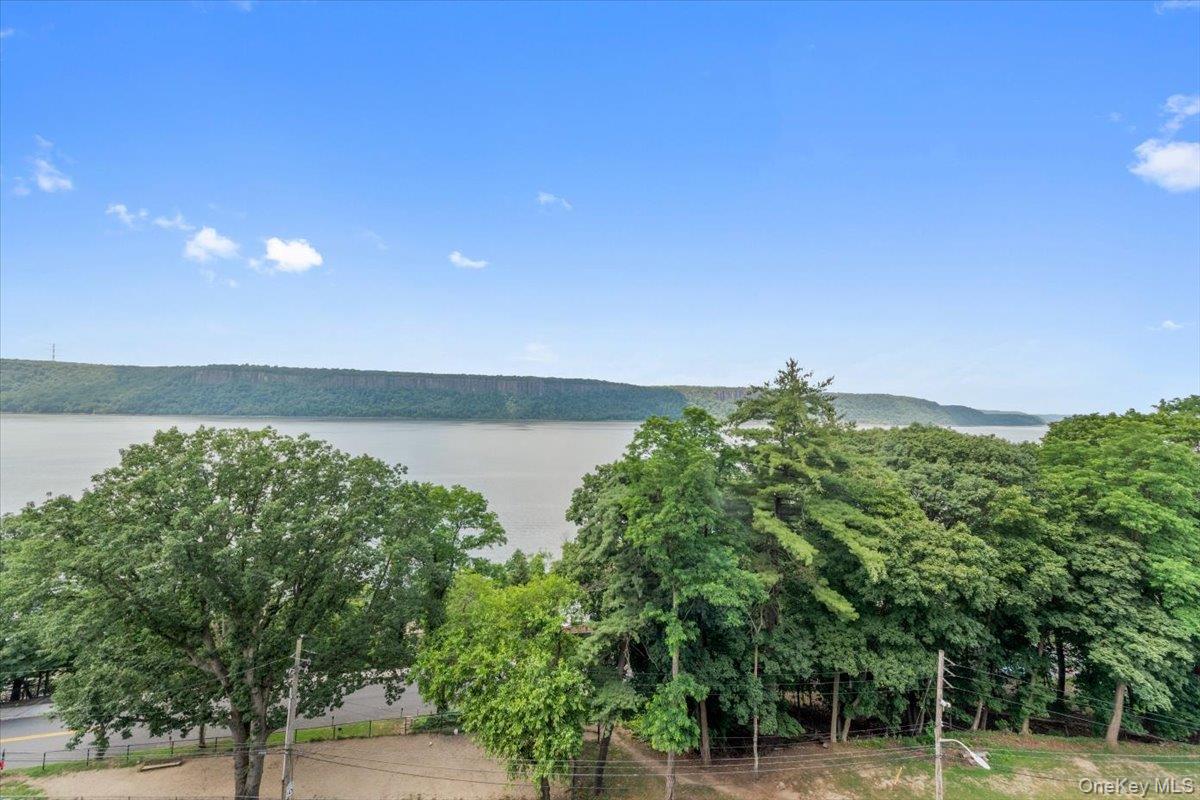 1020 Warburton Avenue # 9C, Yonkers, NY 10701