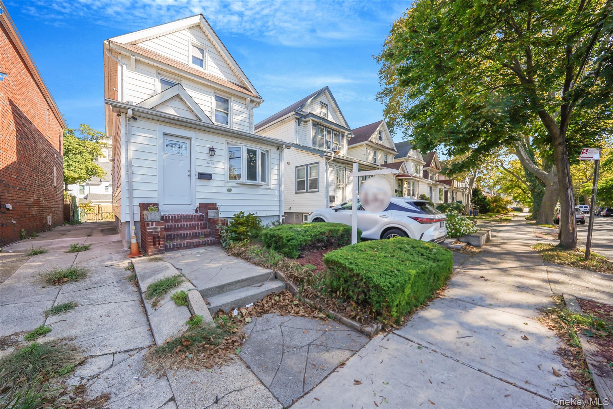 6915 Loubet, Forest Hills, NY 11375