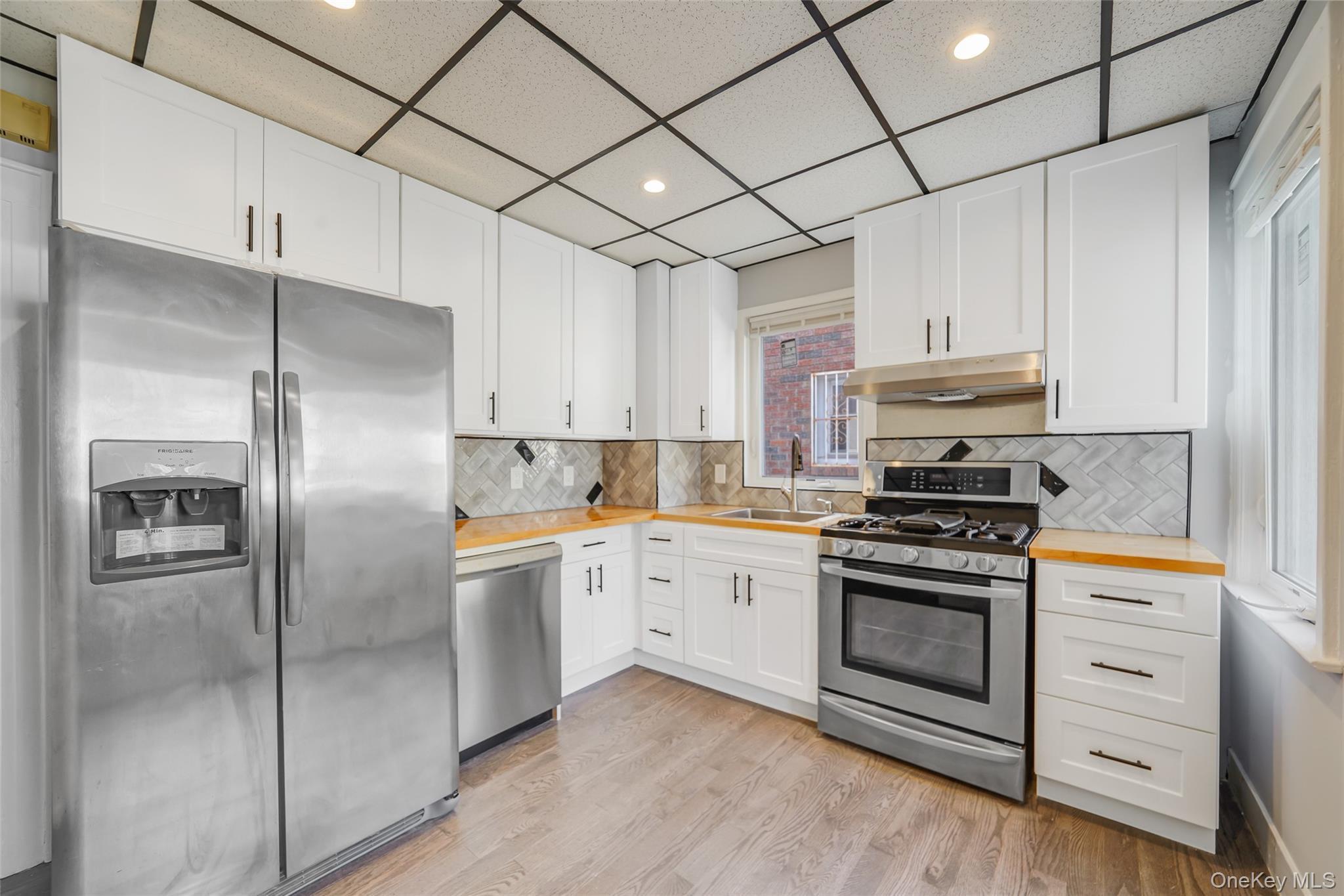 6915 Loubet, Forest Hills, NY 11375