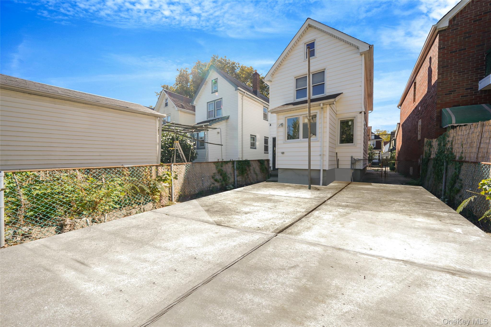 6915 Loubet, Forest Hills, NY 11375