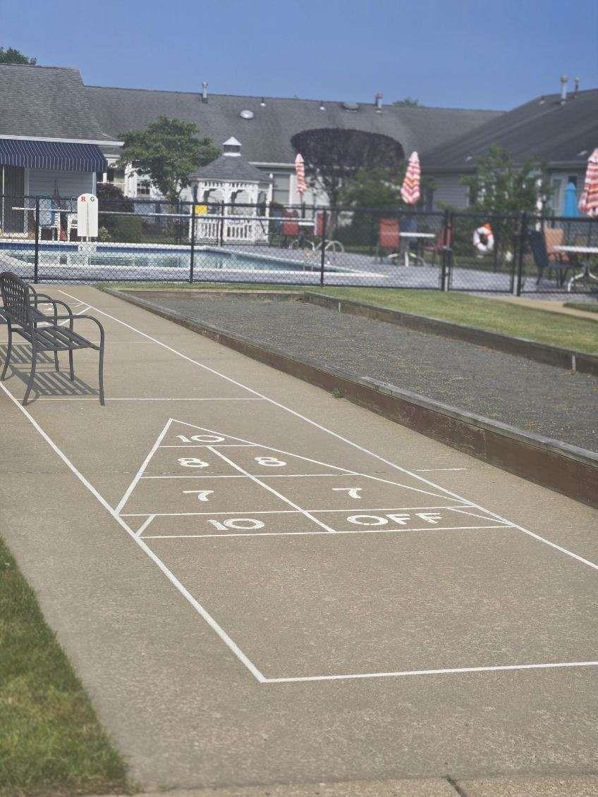 5 Primrose Lane, North Babylon, NY 11703