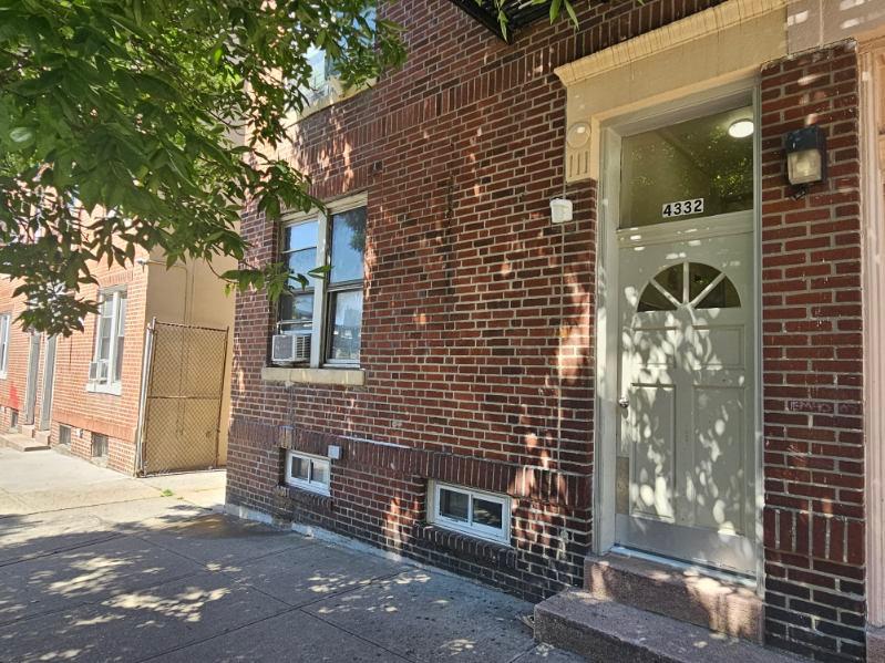 43-32 40 Street, Sunnyside, NY 11104