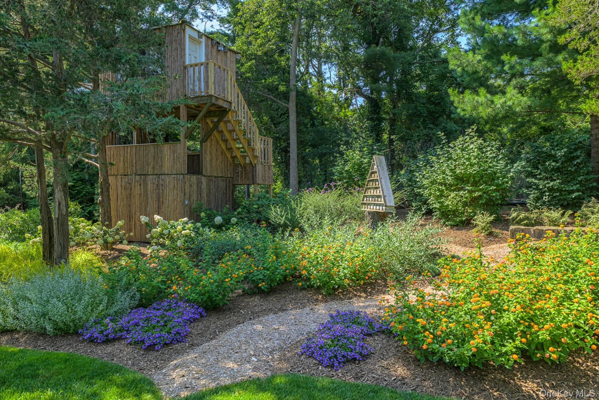 15 Eastway Drive, Southampton, NY 11968