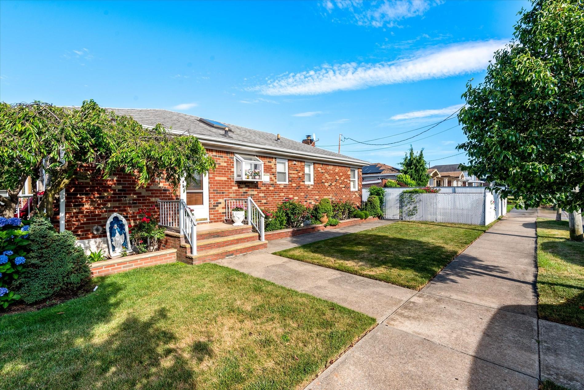 91-04 156th Avenue, Howard Beach, NY 11414