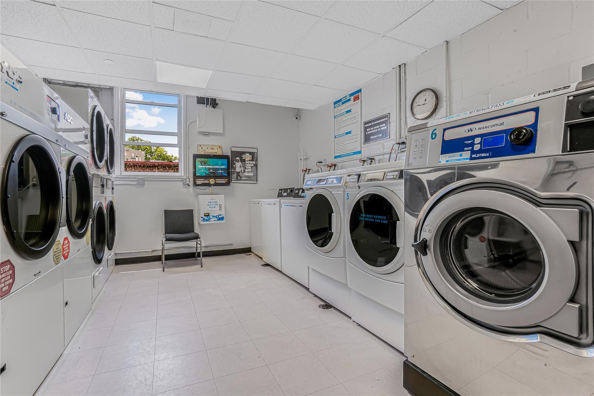 5444 Little Neck Parkway # 6C, Little Neck, NY 11362