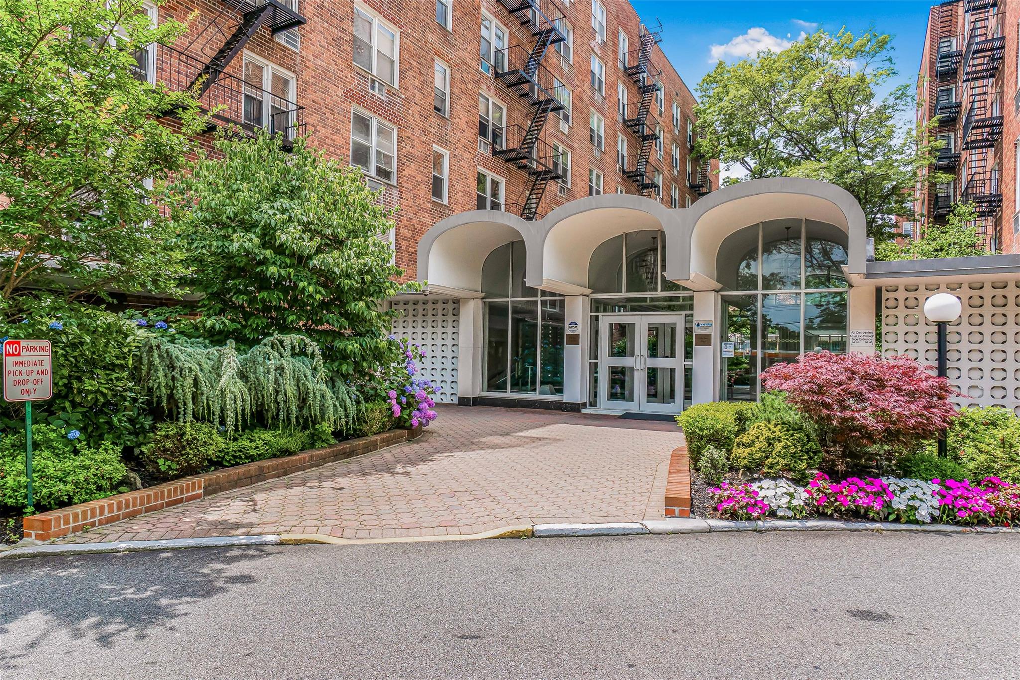 5444 Little Neck Parkway # 6C, Little Neck, NY 11362