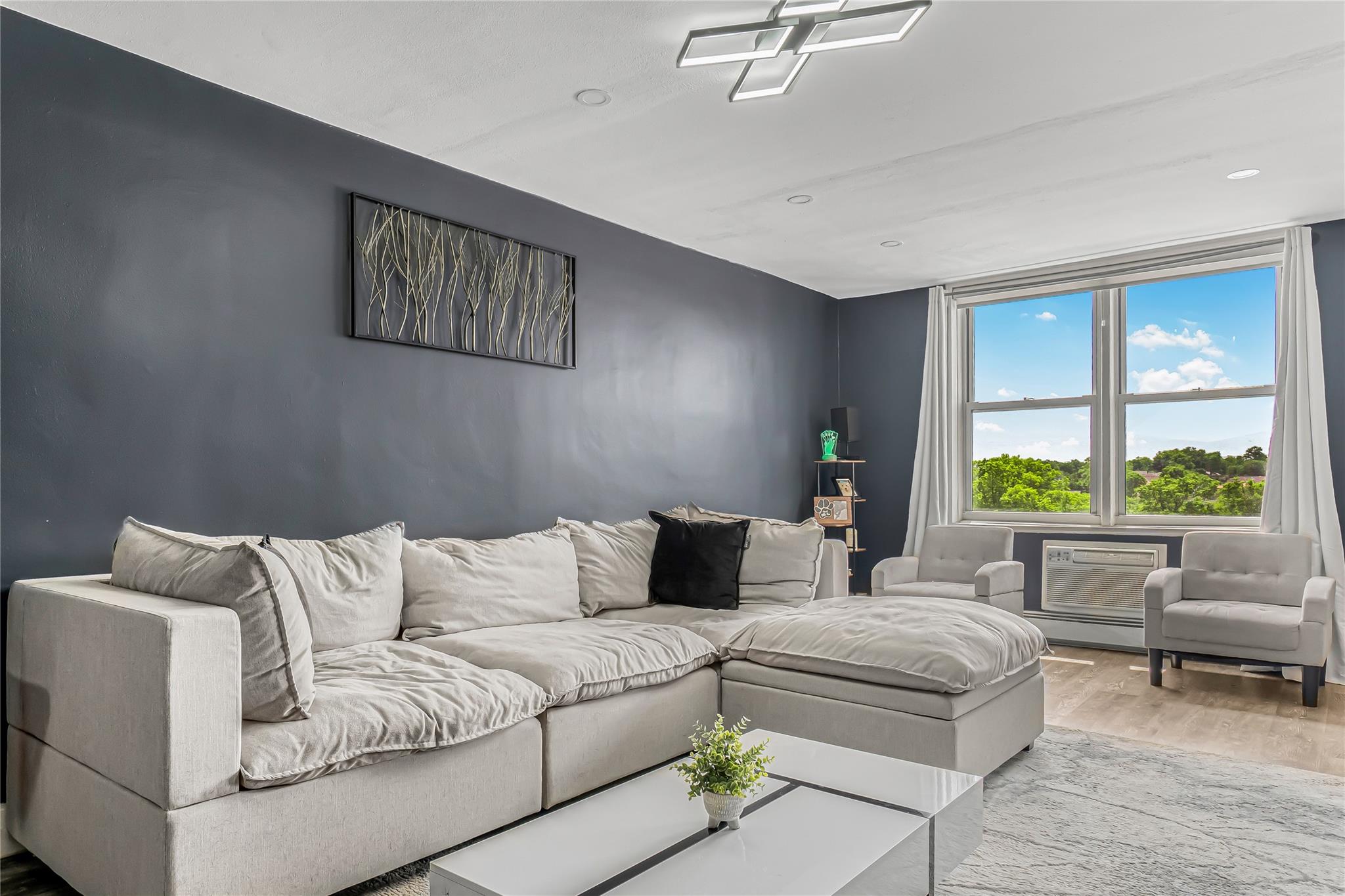 5444 Little Neck Parkway # 6C, Little Neck, NY 11362