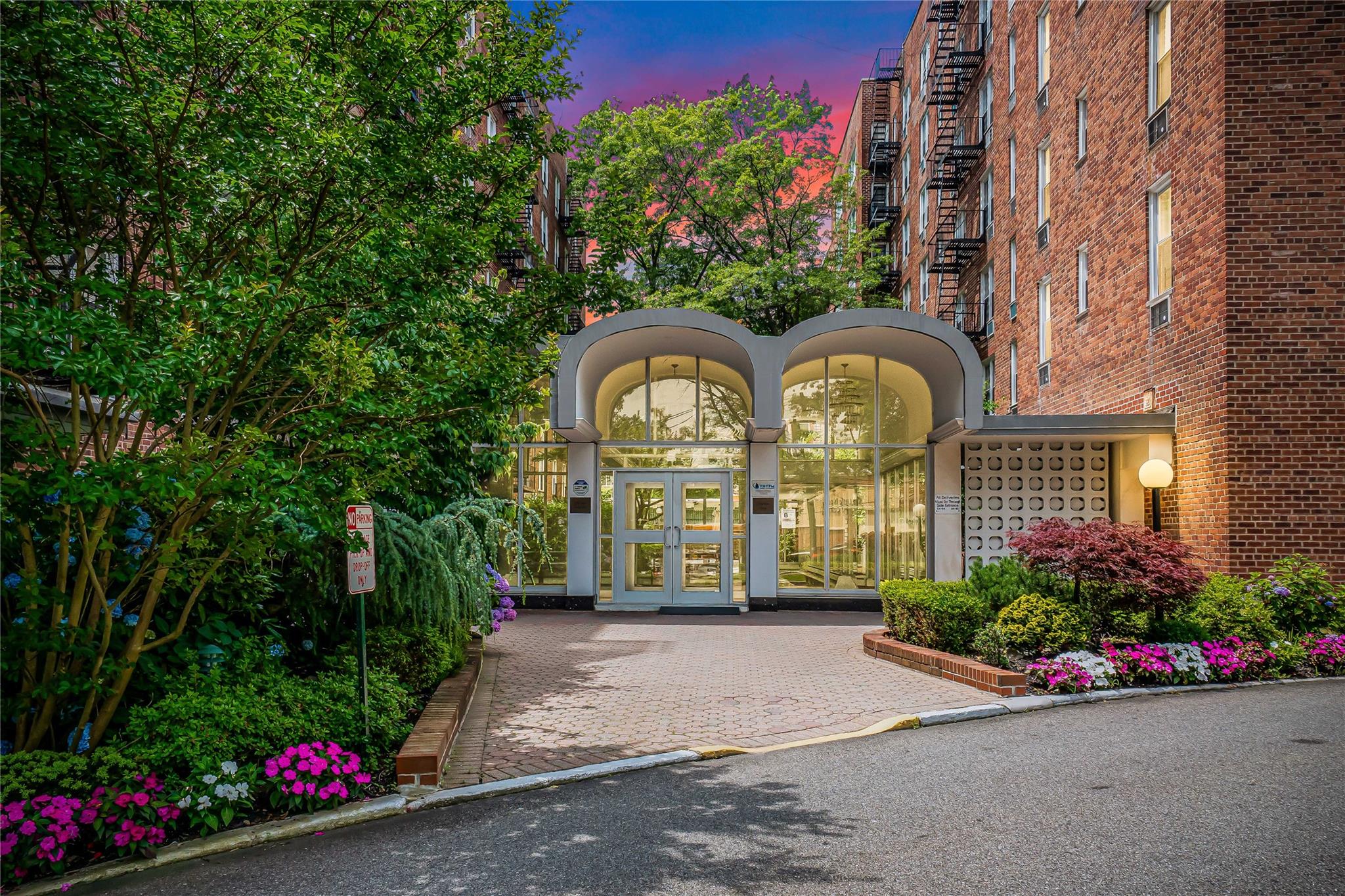 5444 Little Neck Parkway # 6C, Little Neck, NY 11362