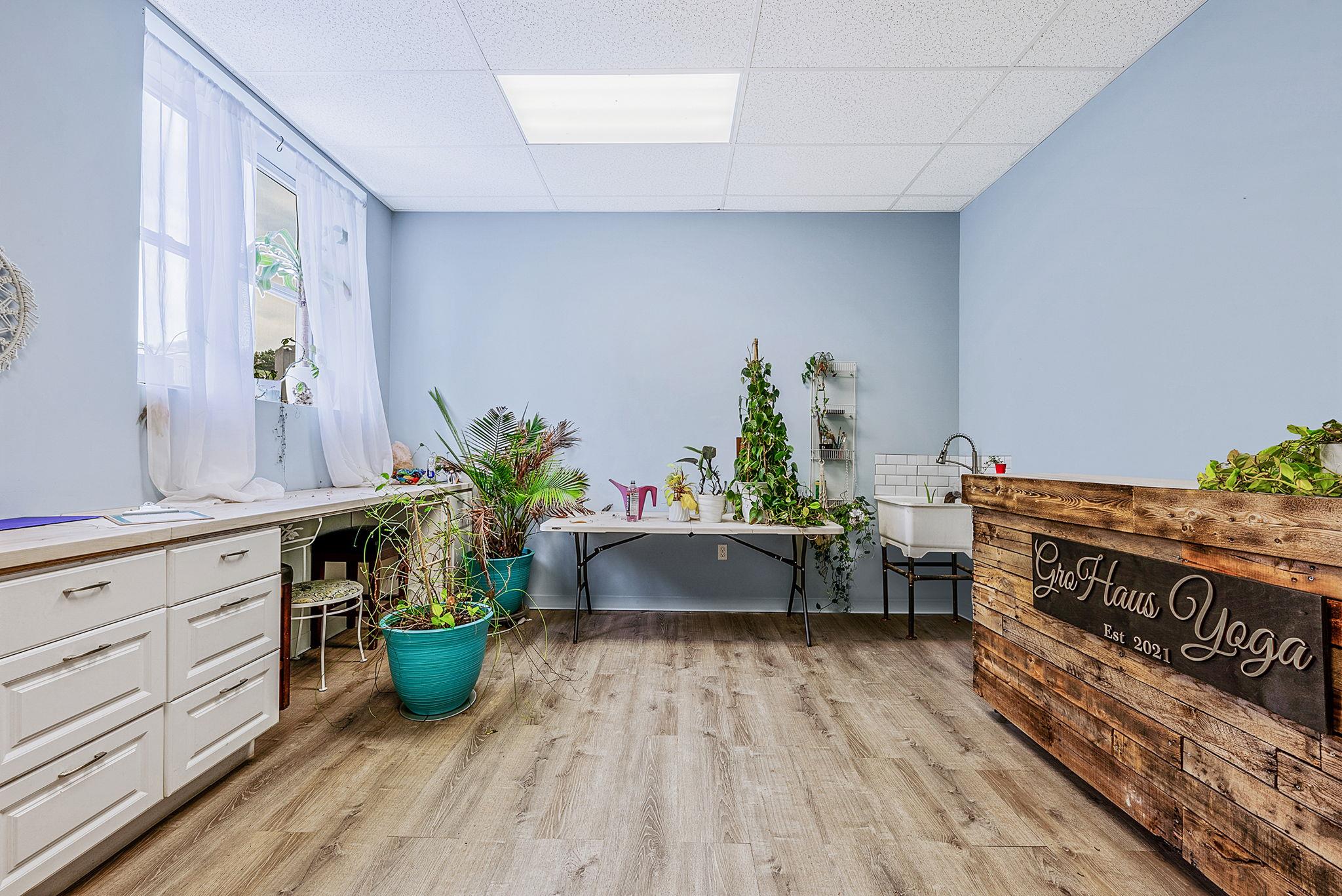 6 New York Avenue, Sound Beach, NY 11789