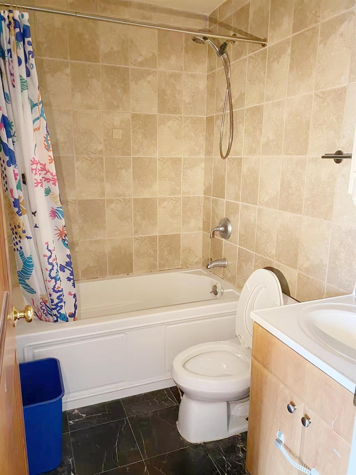 3138 137th Street # 5A, Flushing, NY 11354