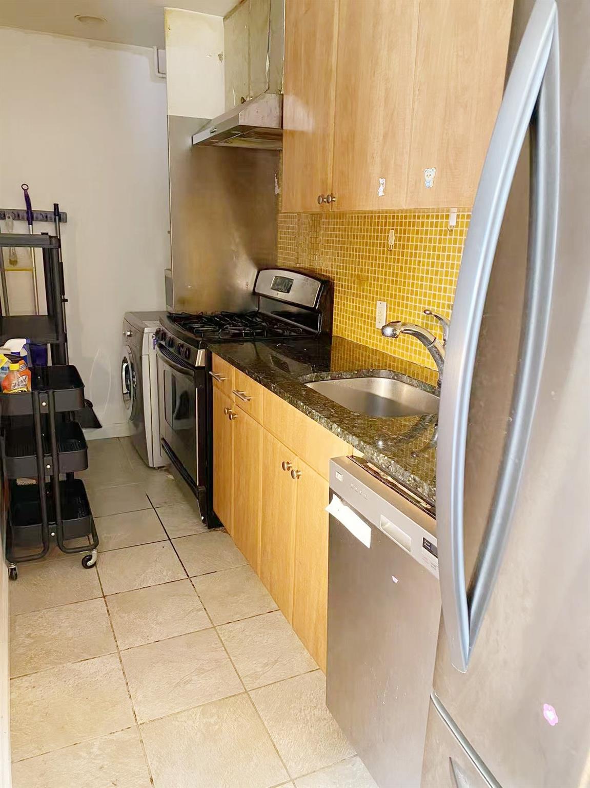 3138 137th Street # 5A, Flushing, NY 11354